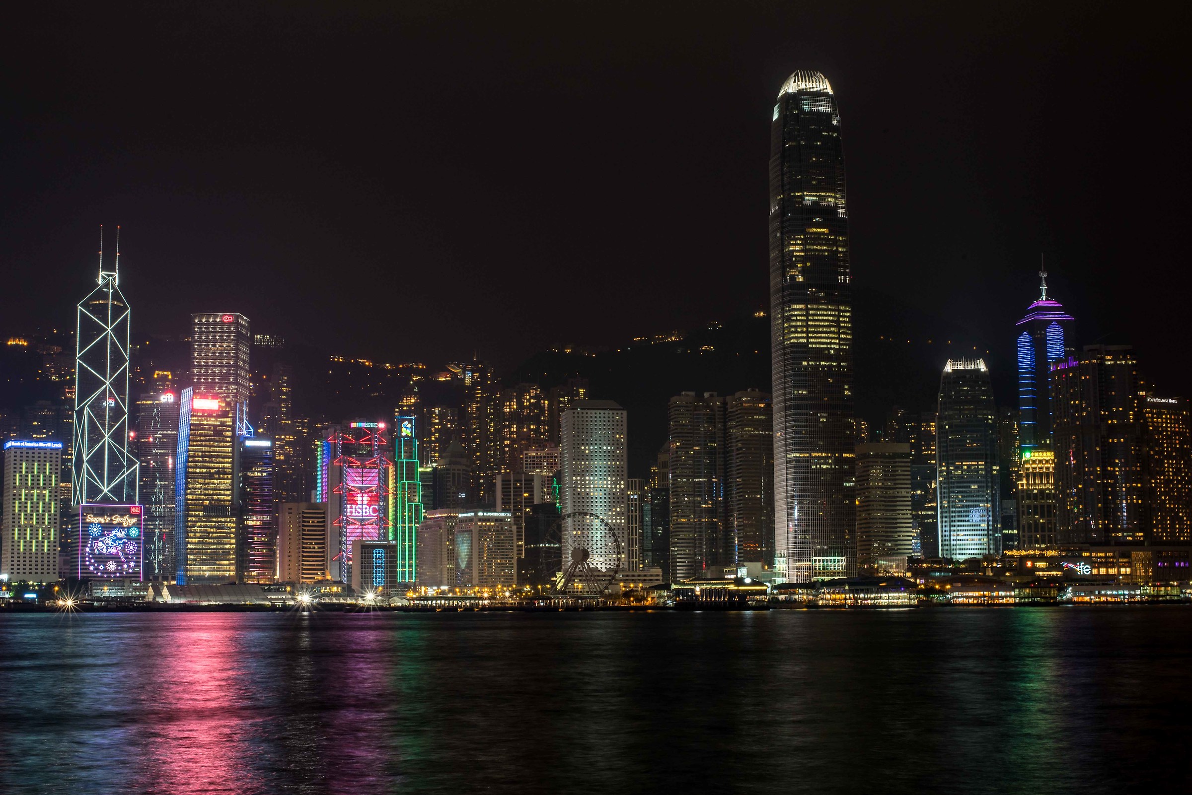 Hong Kong di notte