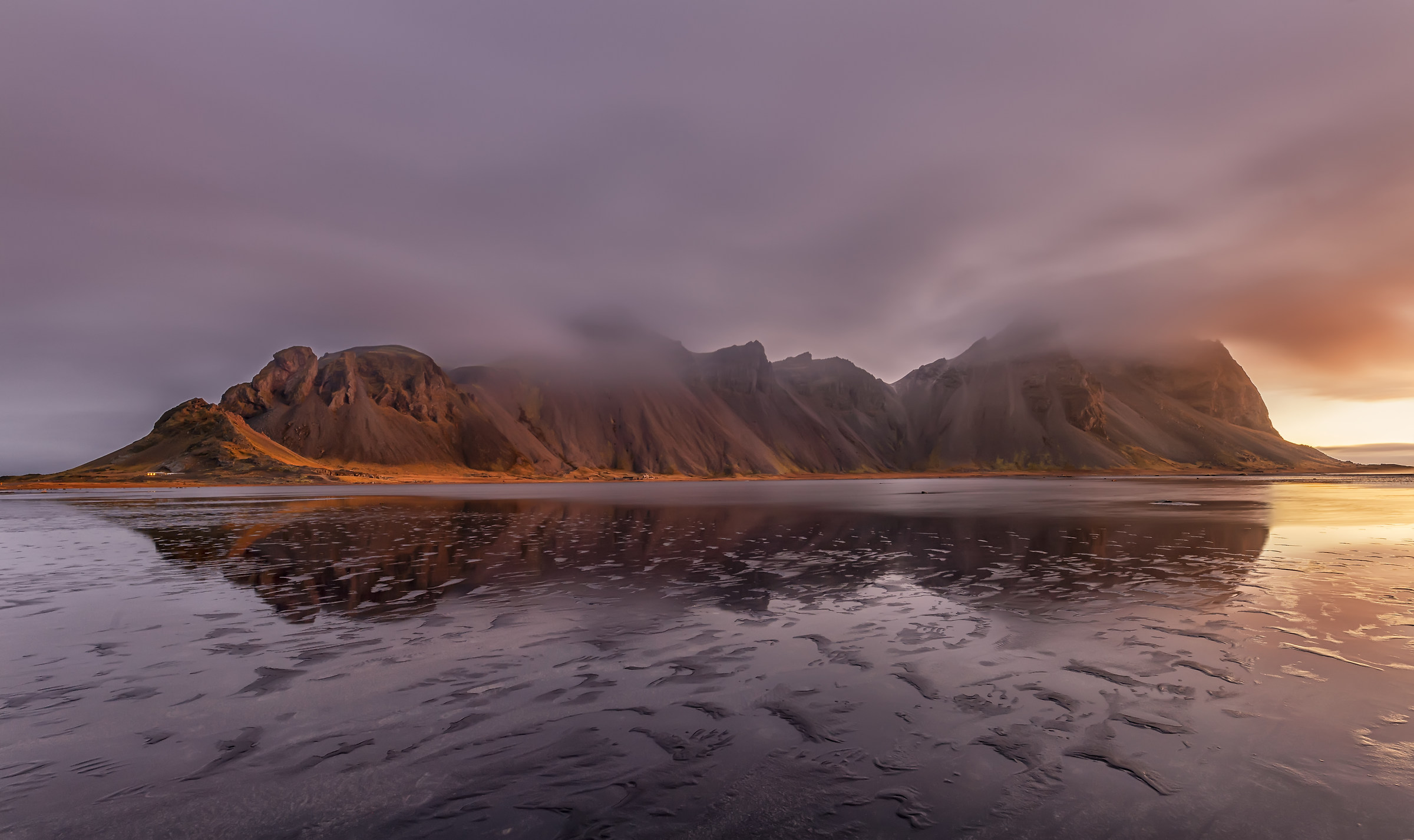 Sunrise at Vestrahorn