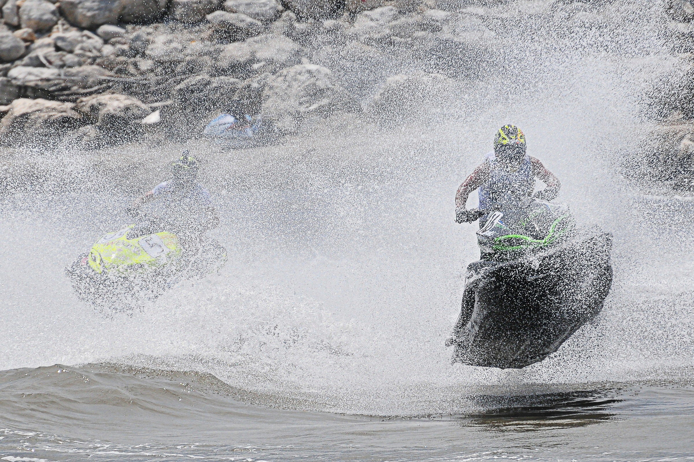 Still a sea of splashes