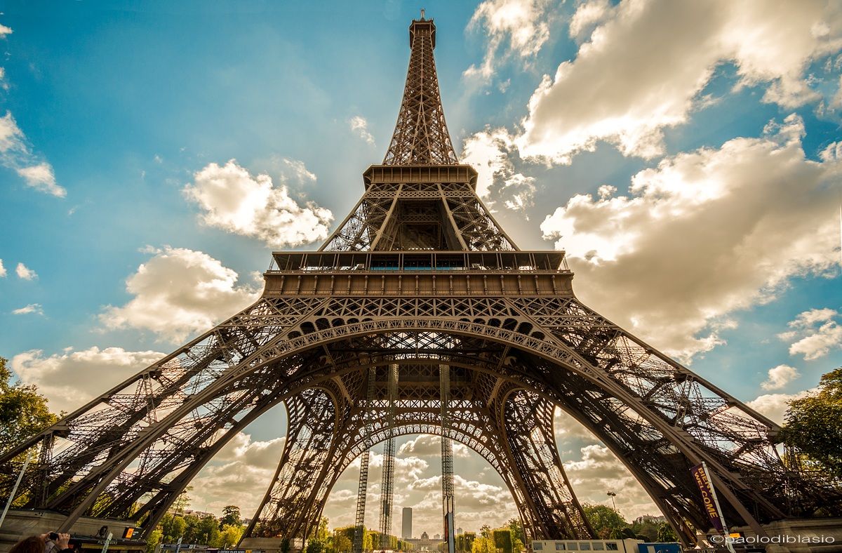 The model of the Eiffel Tower bigger than I have ...