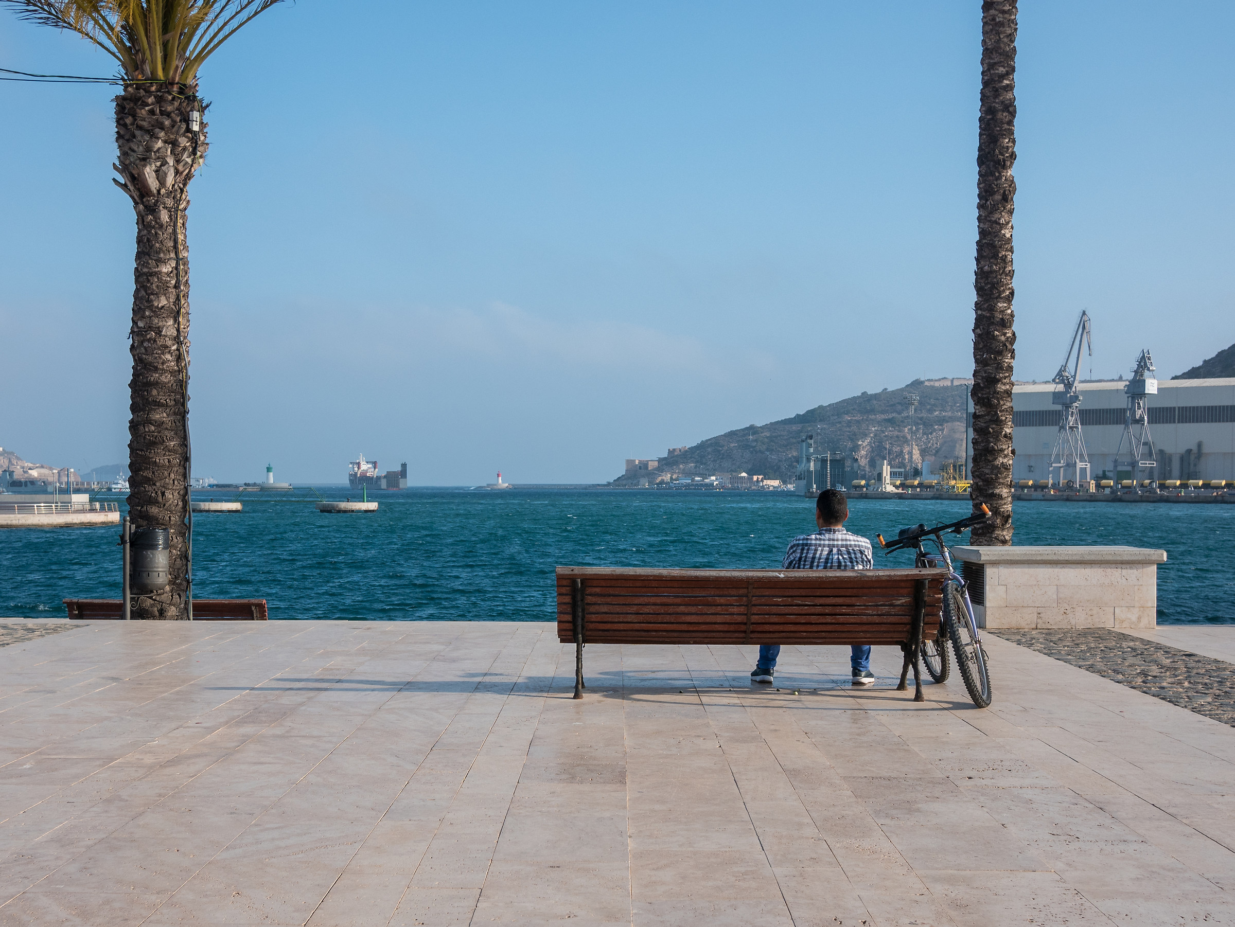 Looking at the sea - Cartagena (Spagna)