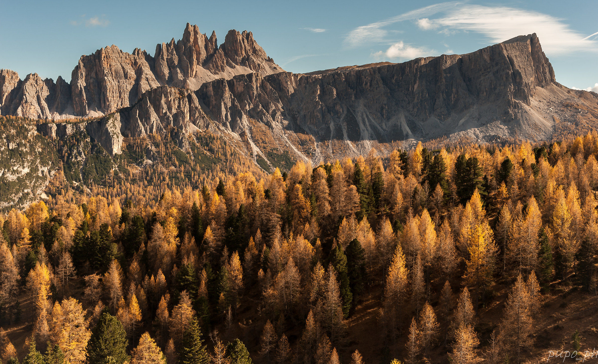 I colori dell'autunno sulla Croda da Lago