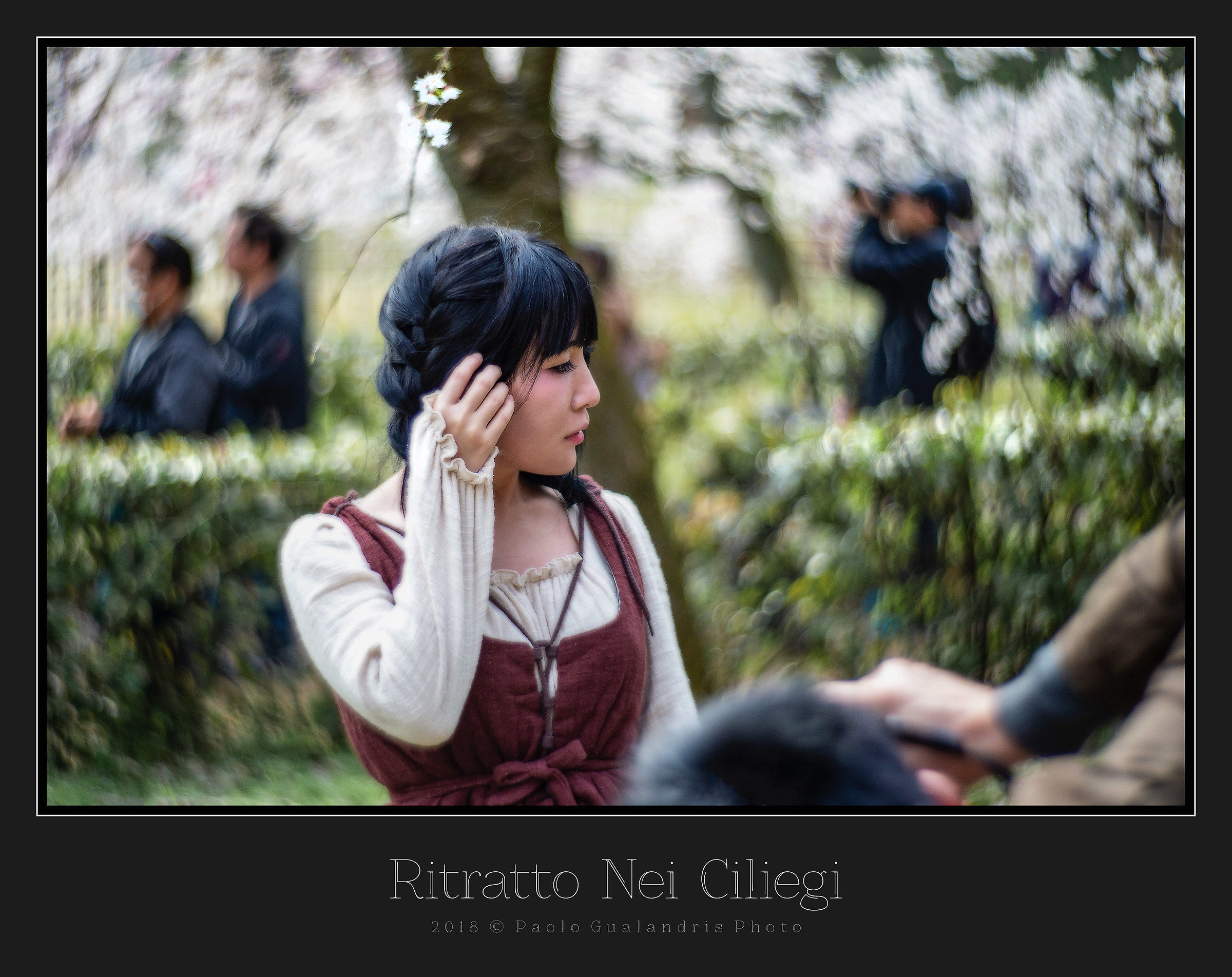 Ritratto Nei Ciliegi