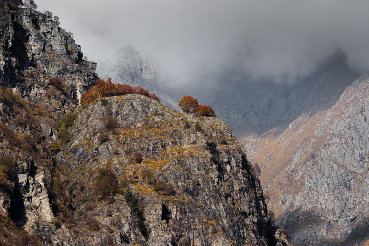 Autumn glimpses of the Orobie Alps...