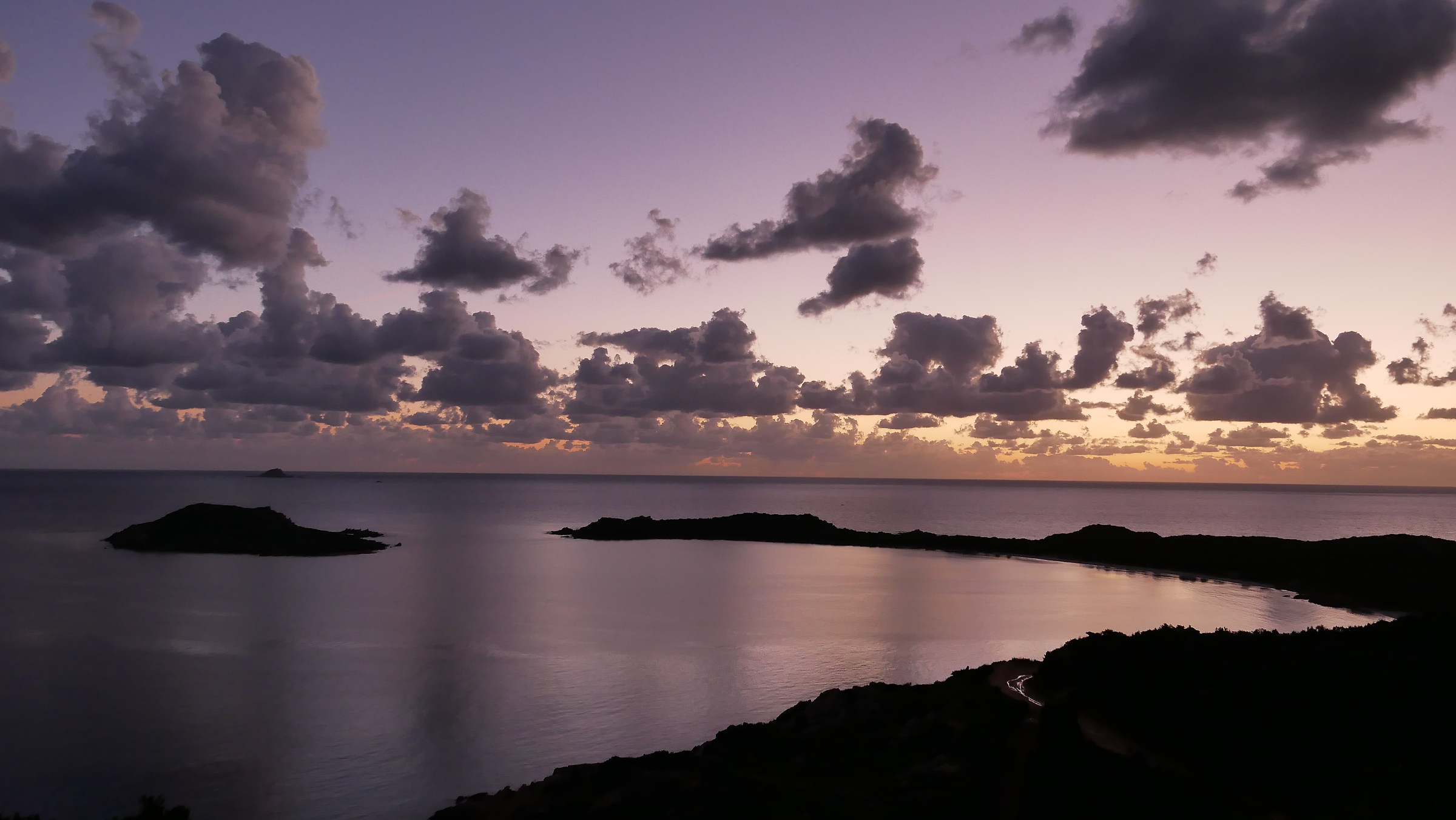 Autumn Sunrise at Head tail horse