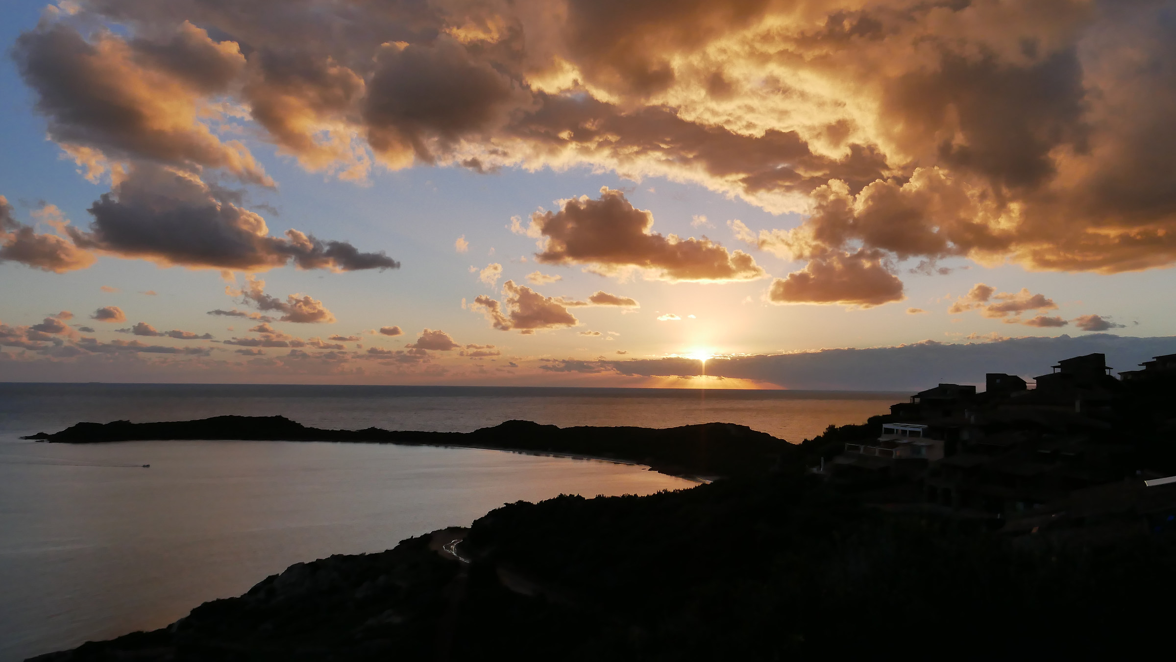 Alba autunnale a Capo coda Cavallo 3