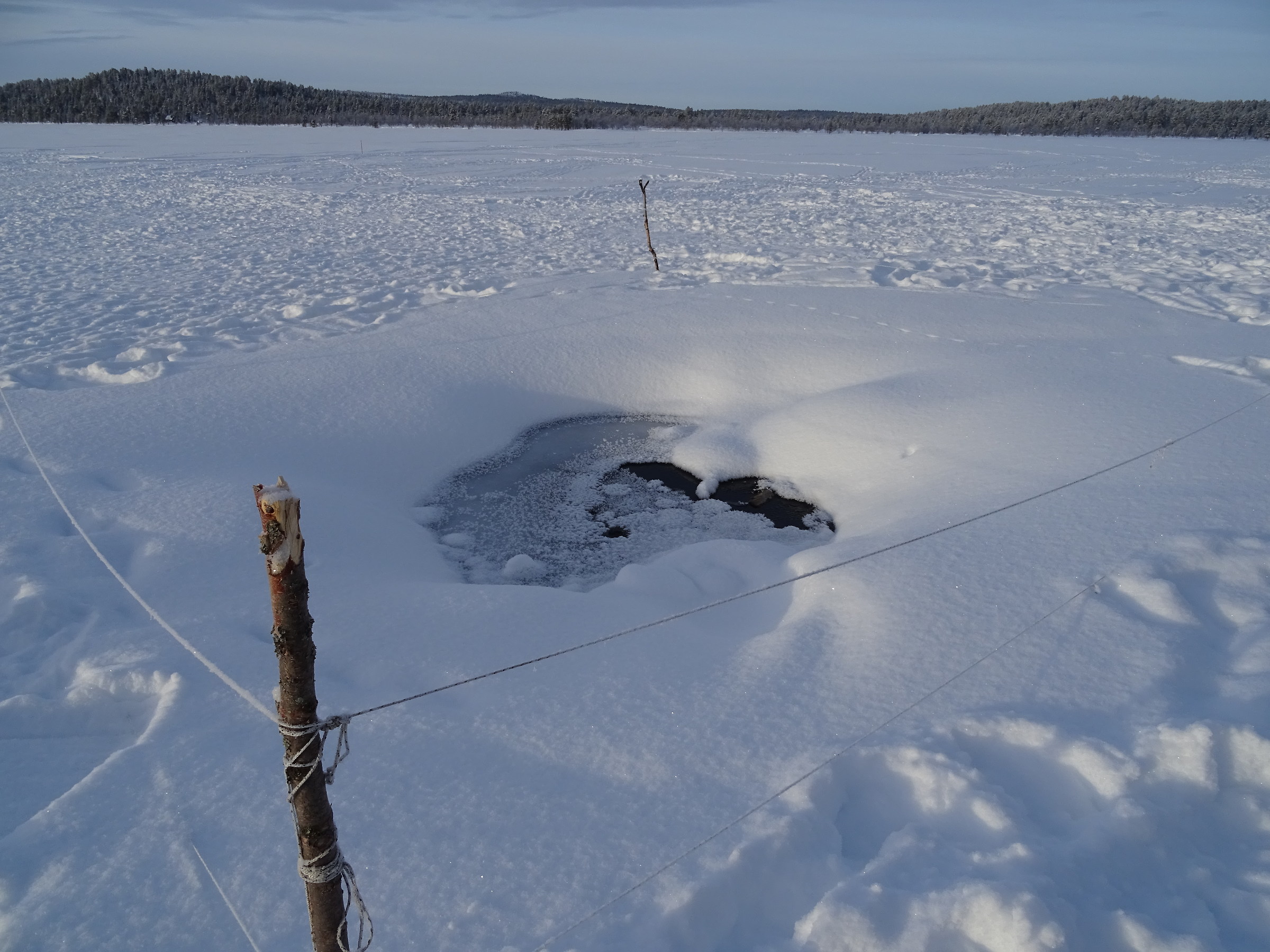 Buco nel ghiaccio