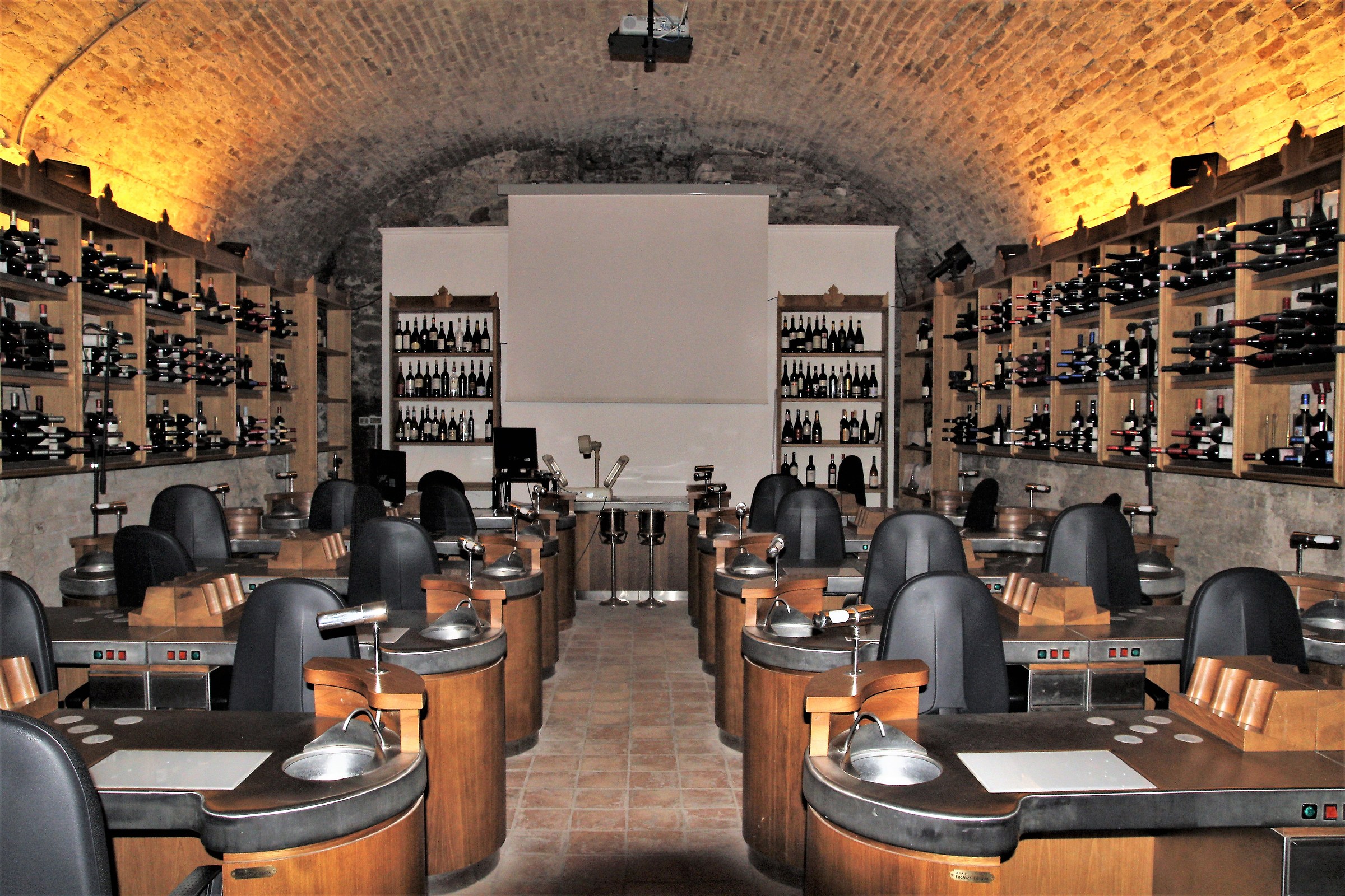 The school (in the Langhe)