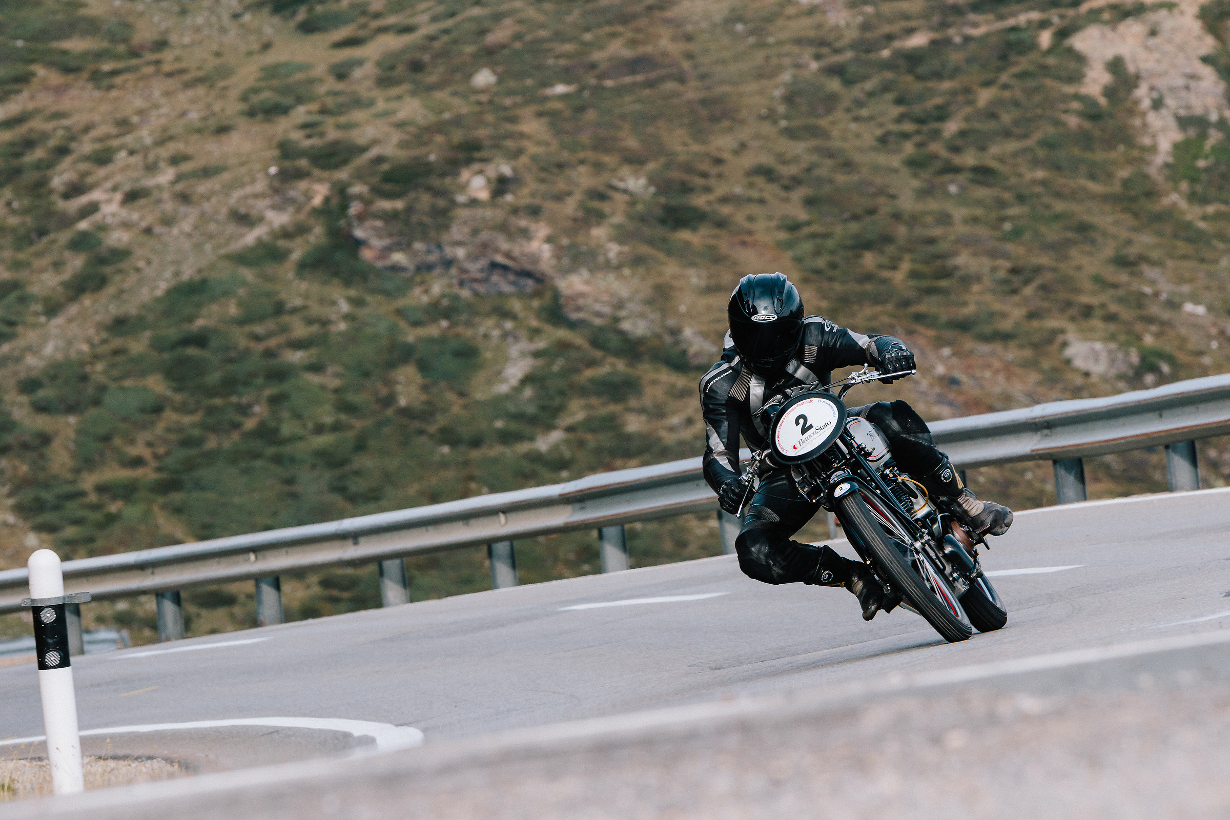 Classic motorbike racing 1