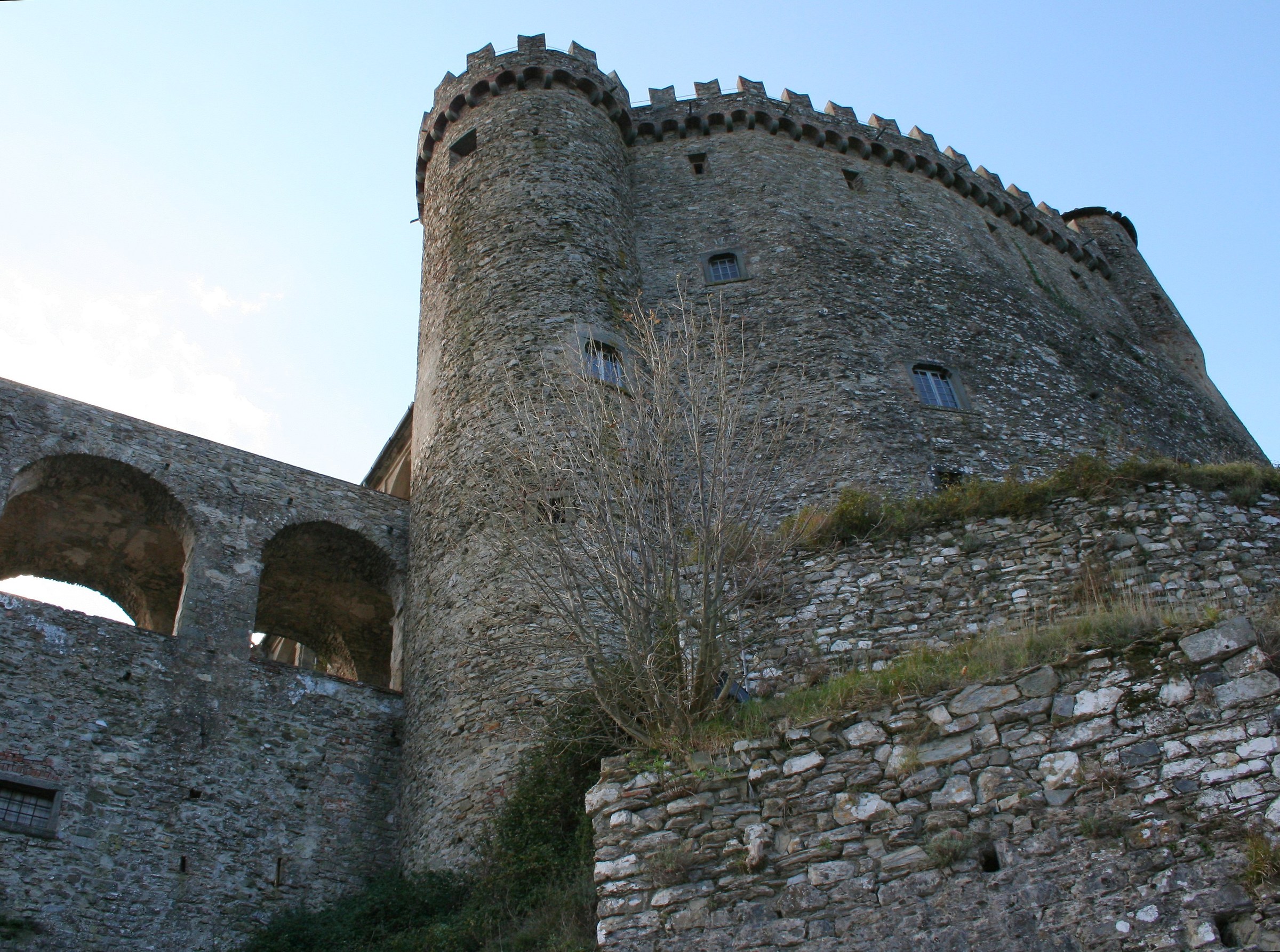 Fosdinovo Castle (Ms)