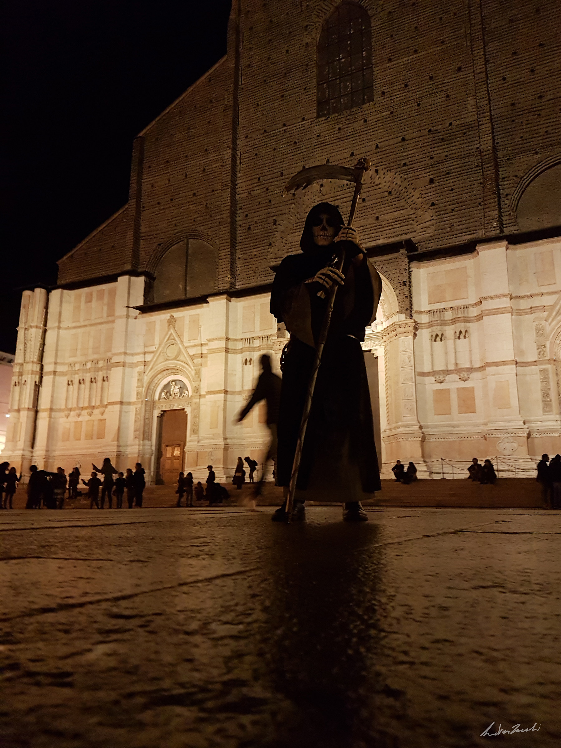 Mietitore di Anime in Piazza Maggiore a Bologna