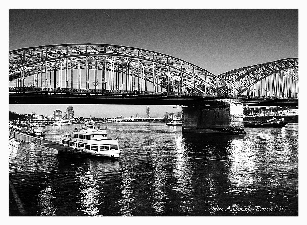 A Colonia il ponte sul Reno