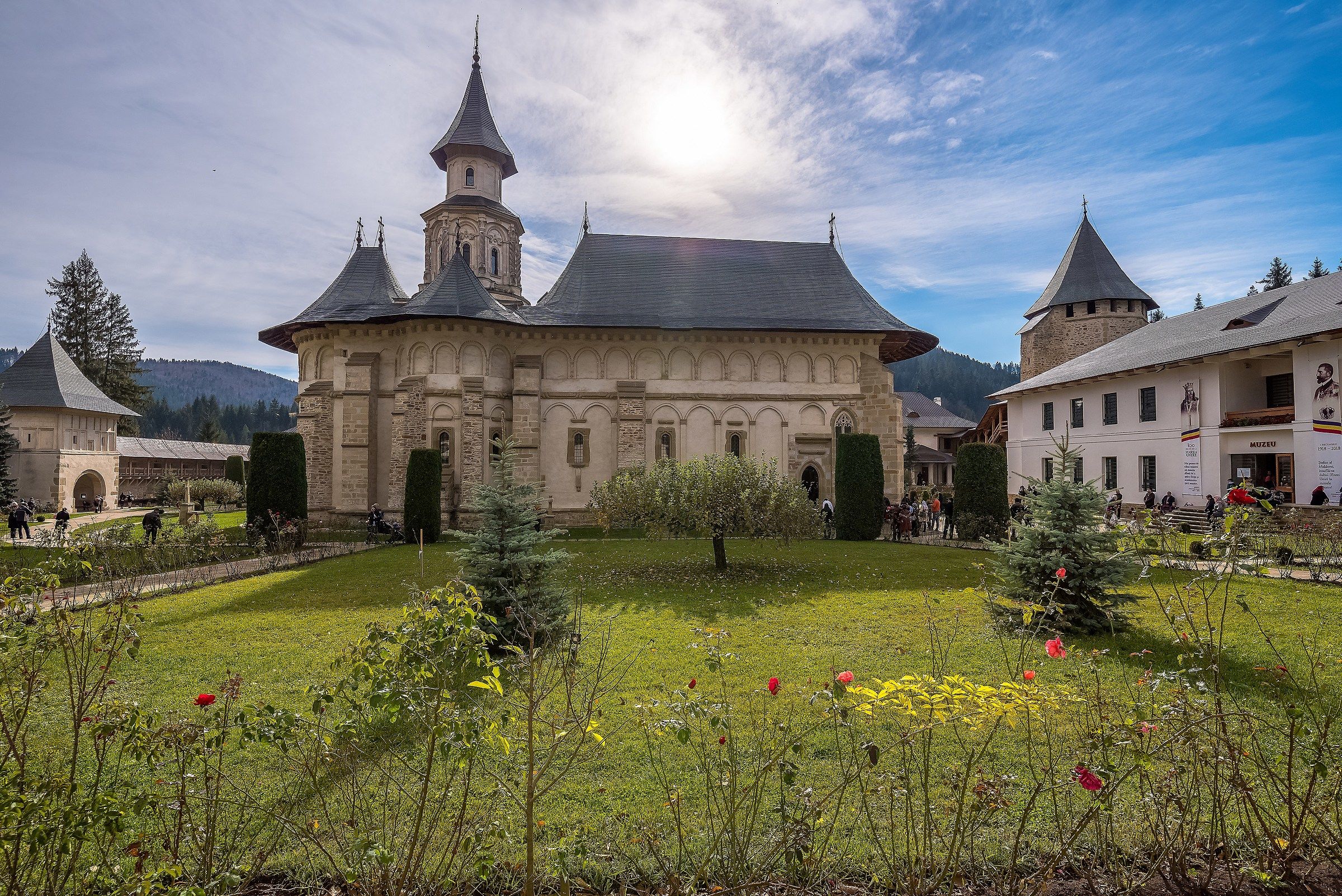monastero putna romania