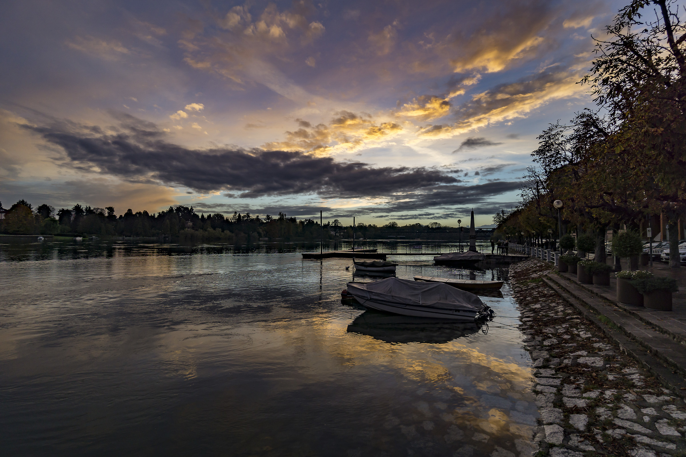 Crepuscolo del 2 novembre 2018, 17:13