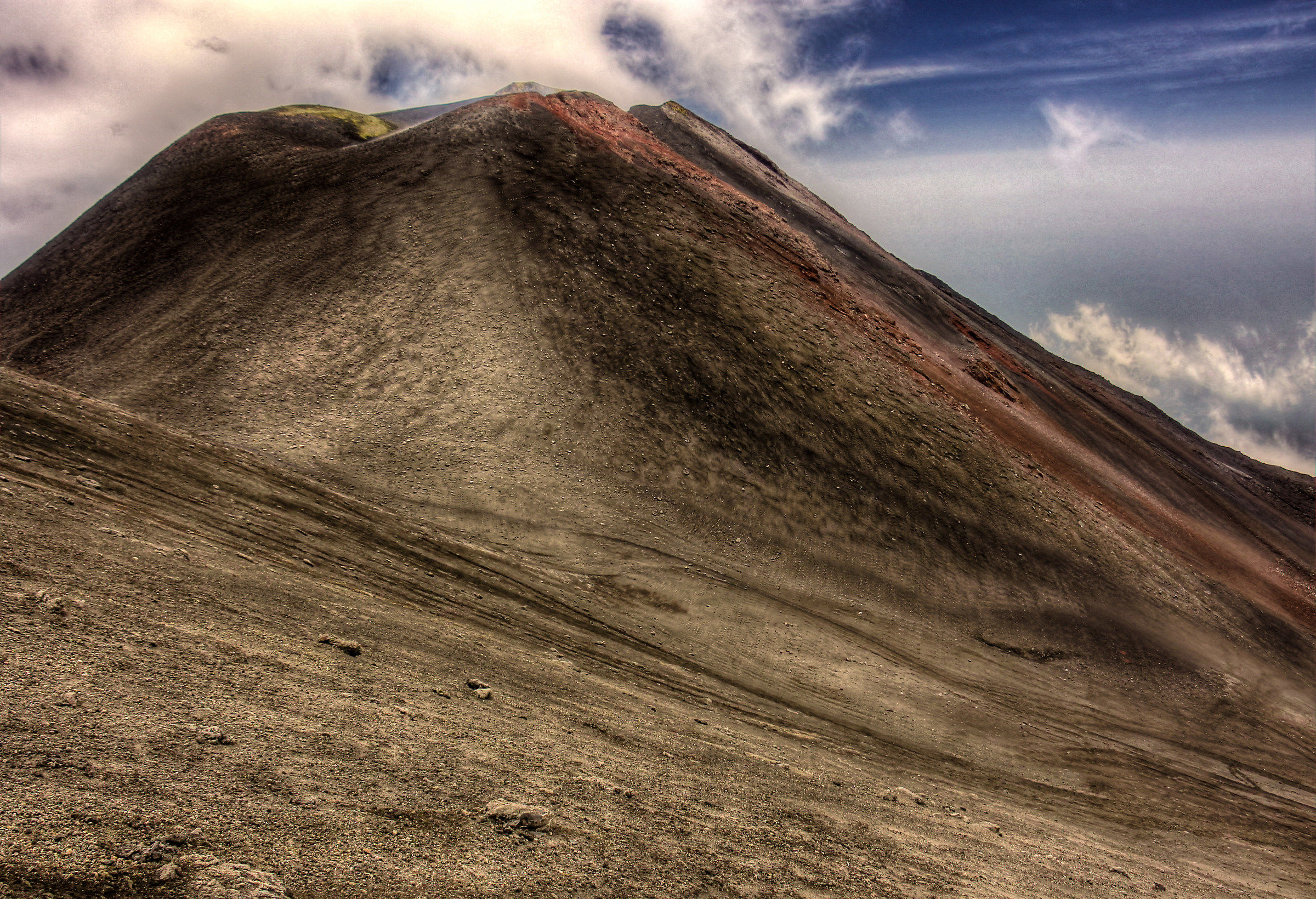 Etna crater