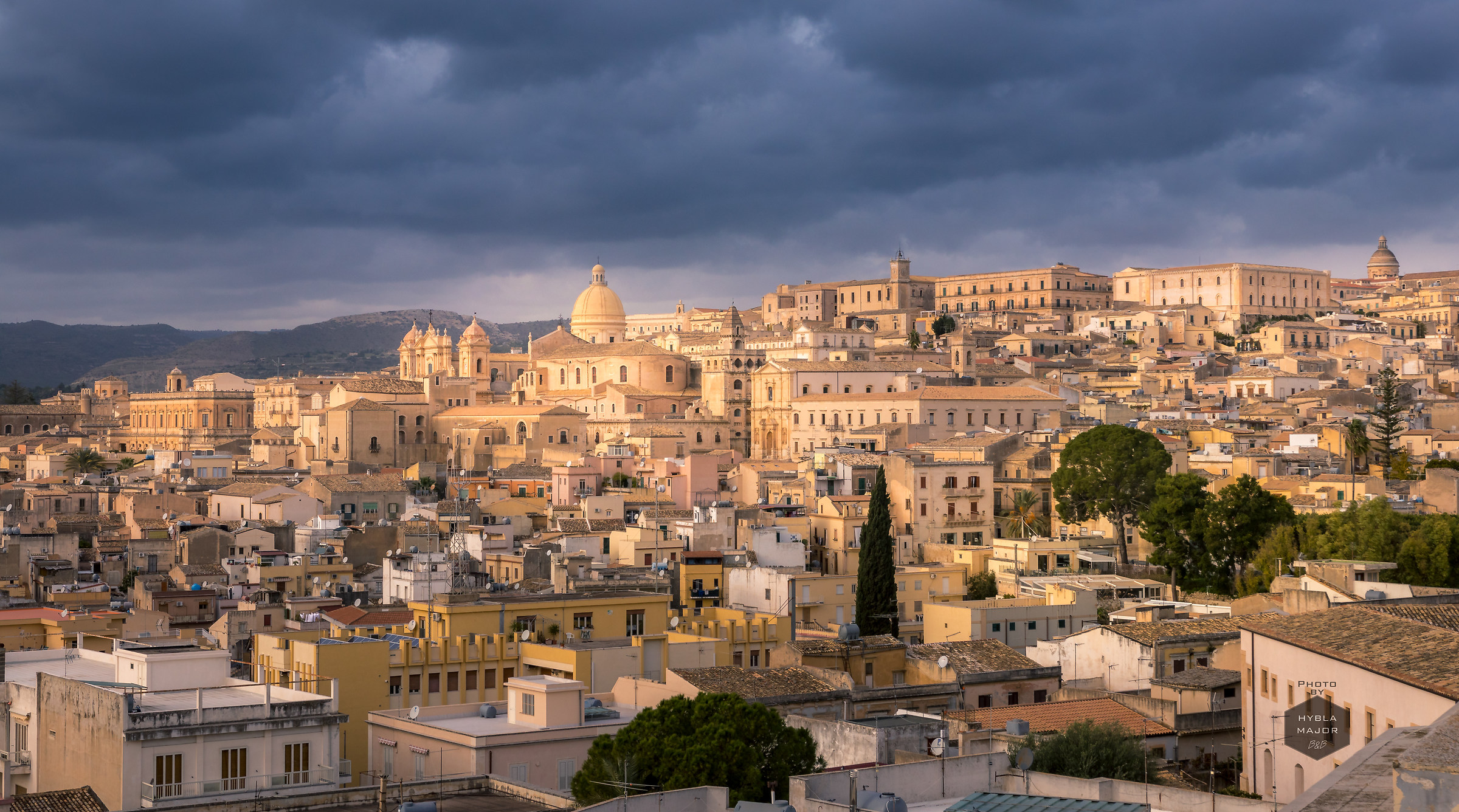 Noto, il giardino di pietra