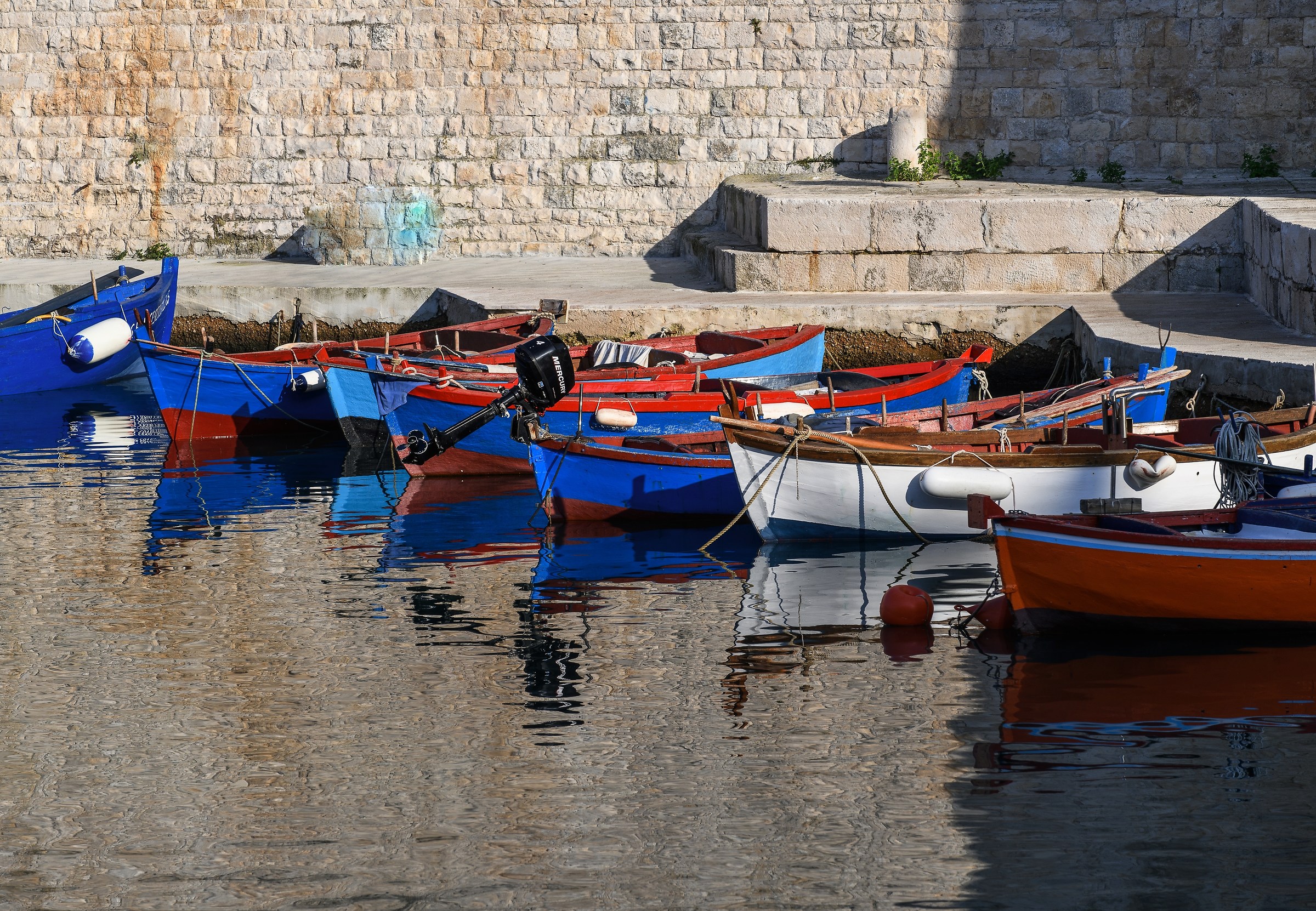 Barche nel porticciolo di Giovinazzo (Ba)