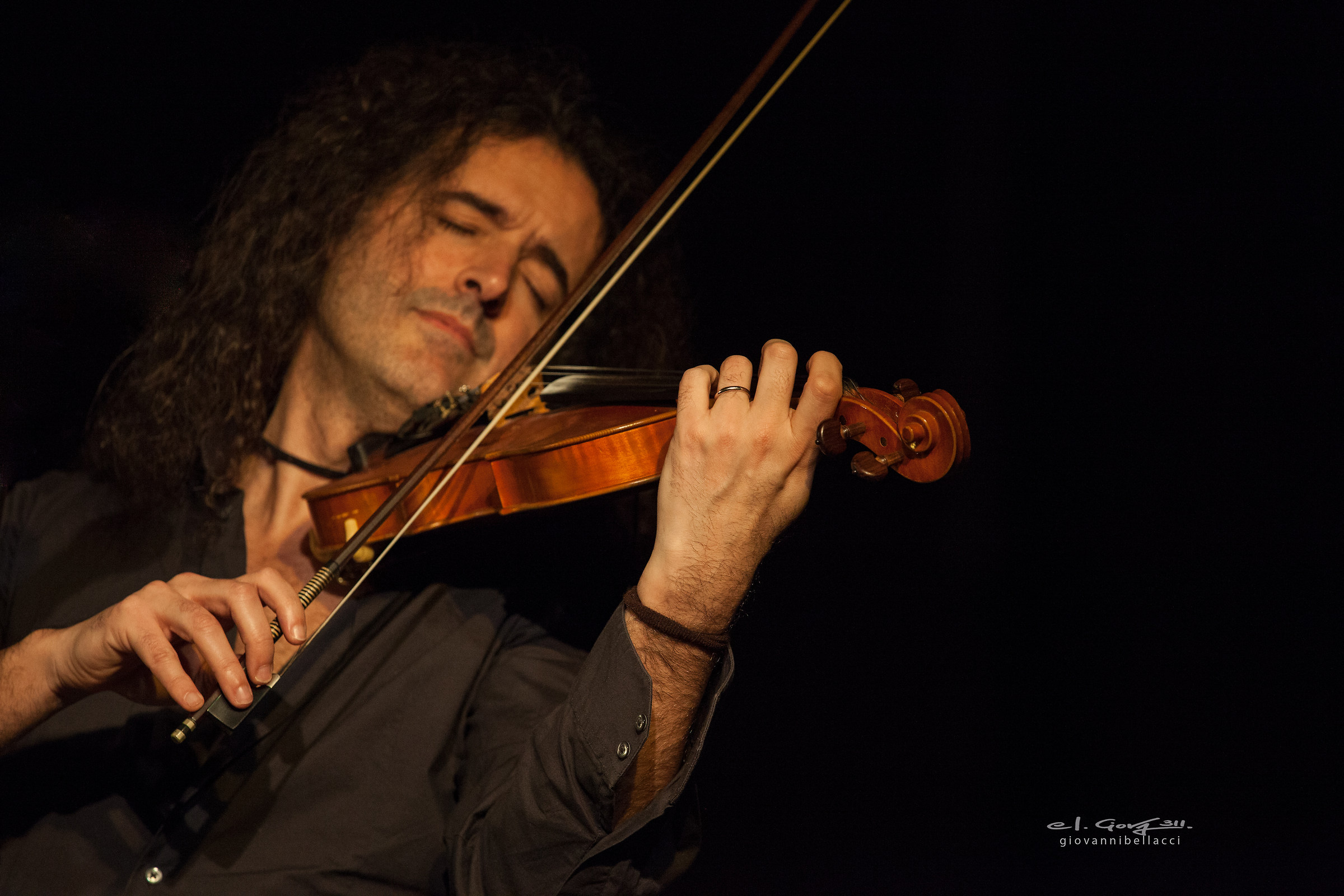 Francesco - Artista Con Violino