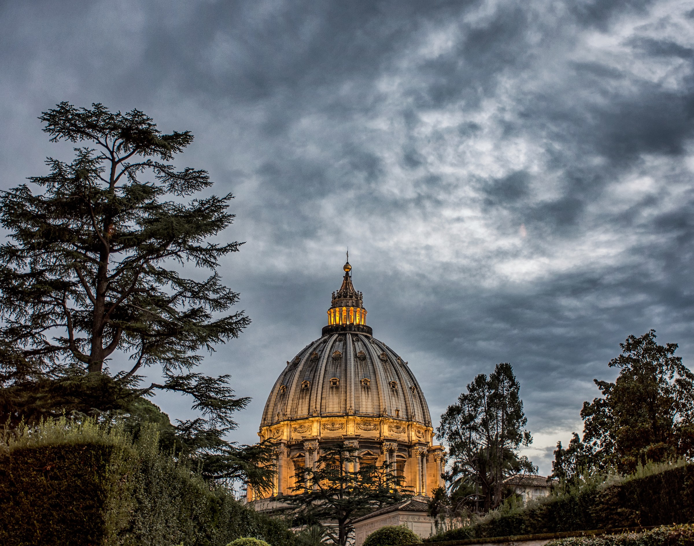 ... et super Hanc Petram Aedificabo Ecclesiam...