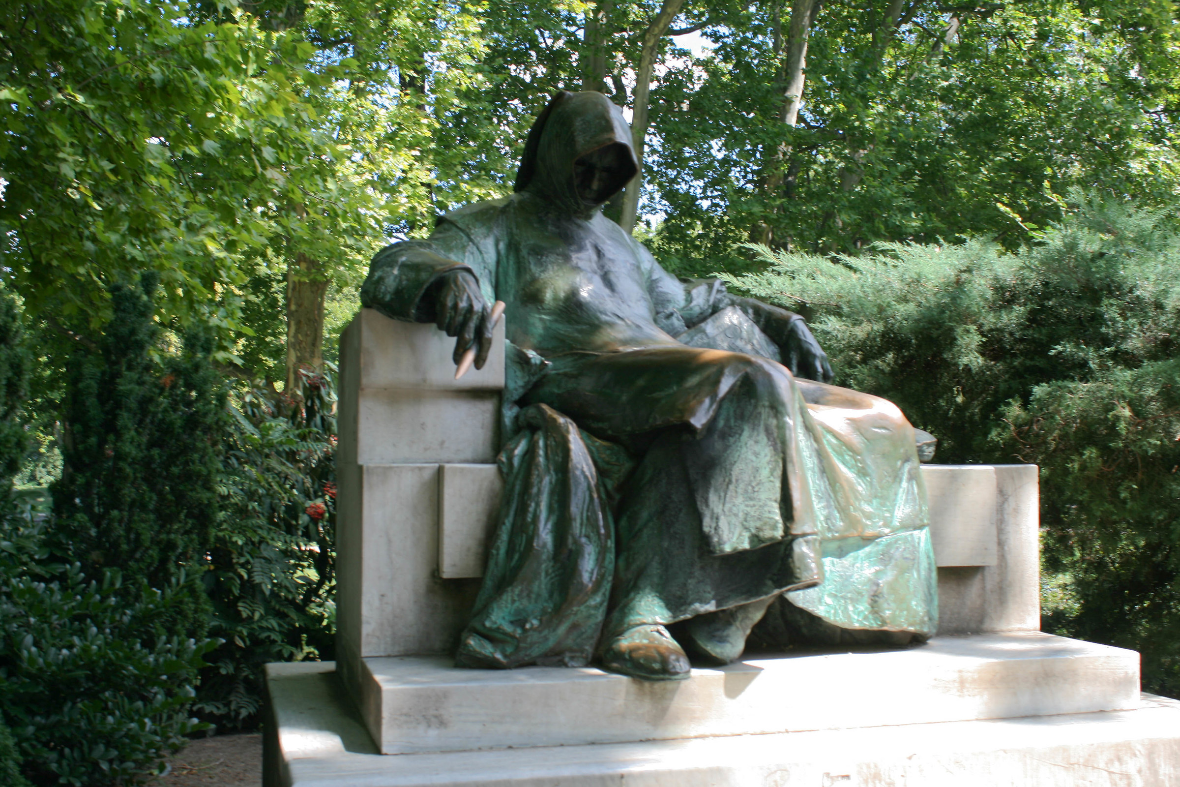 Budapest - Statue of Anonymous