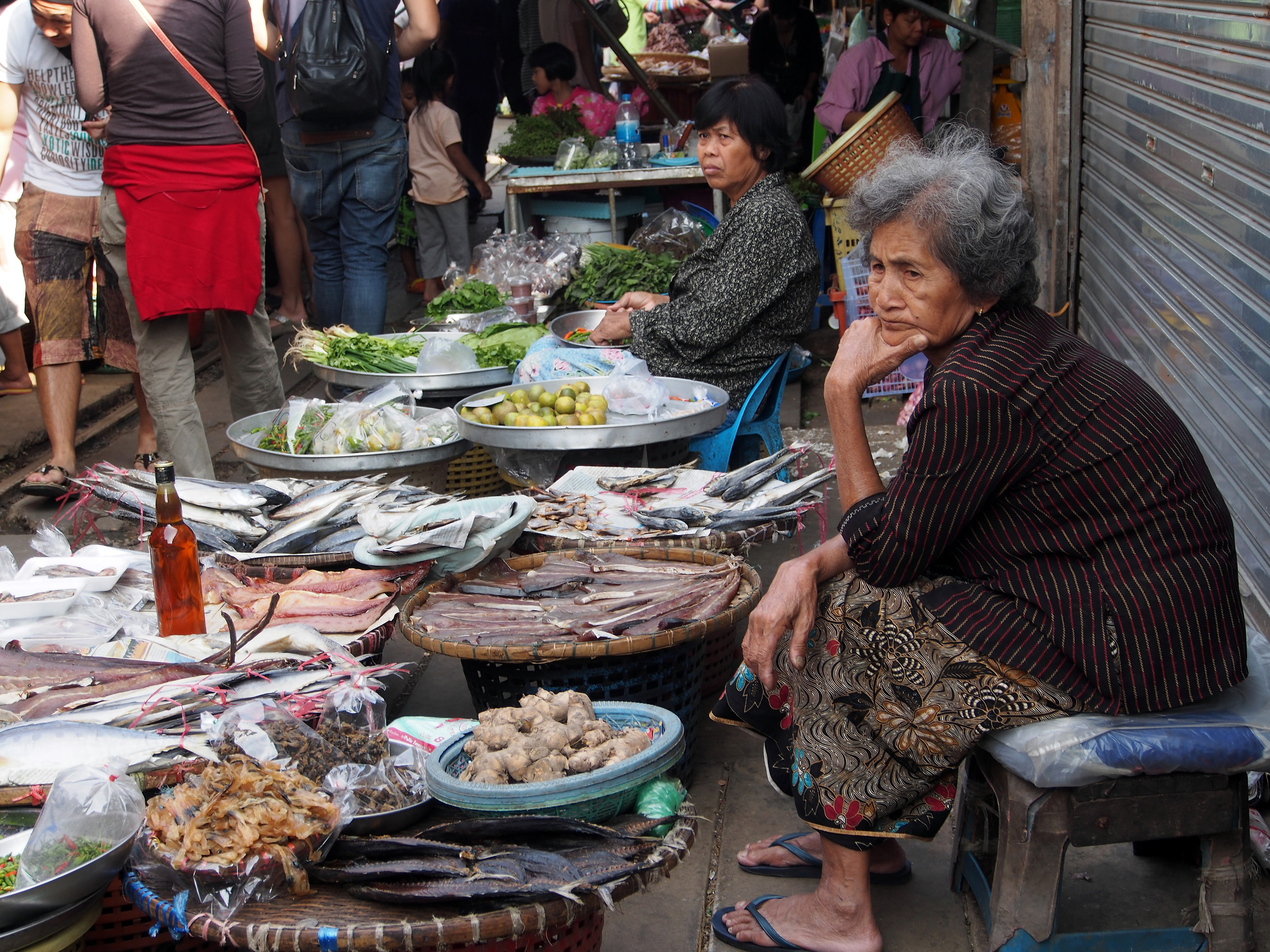 Maeklong Railway Market