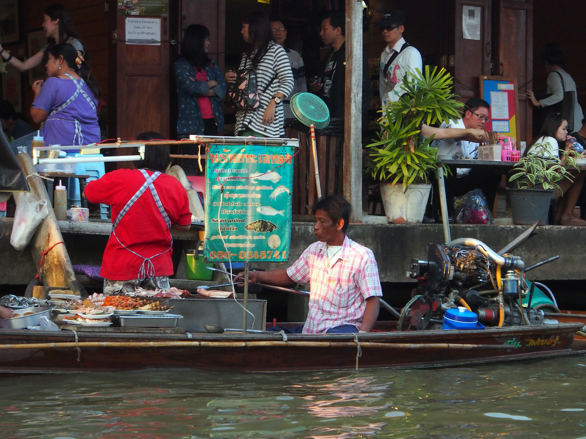 Thailandia: ristoranti galleggianti