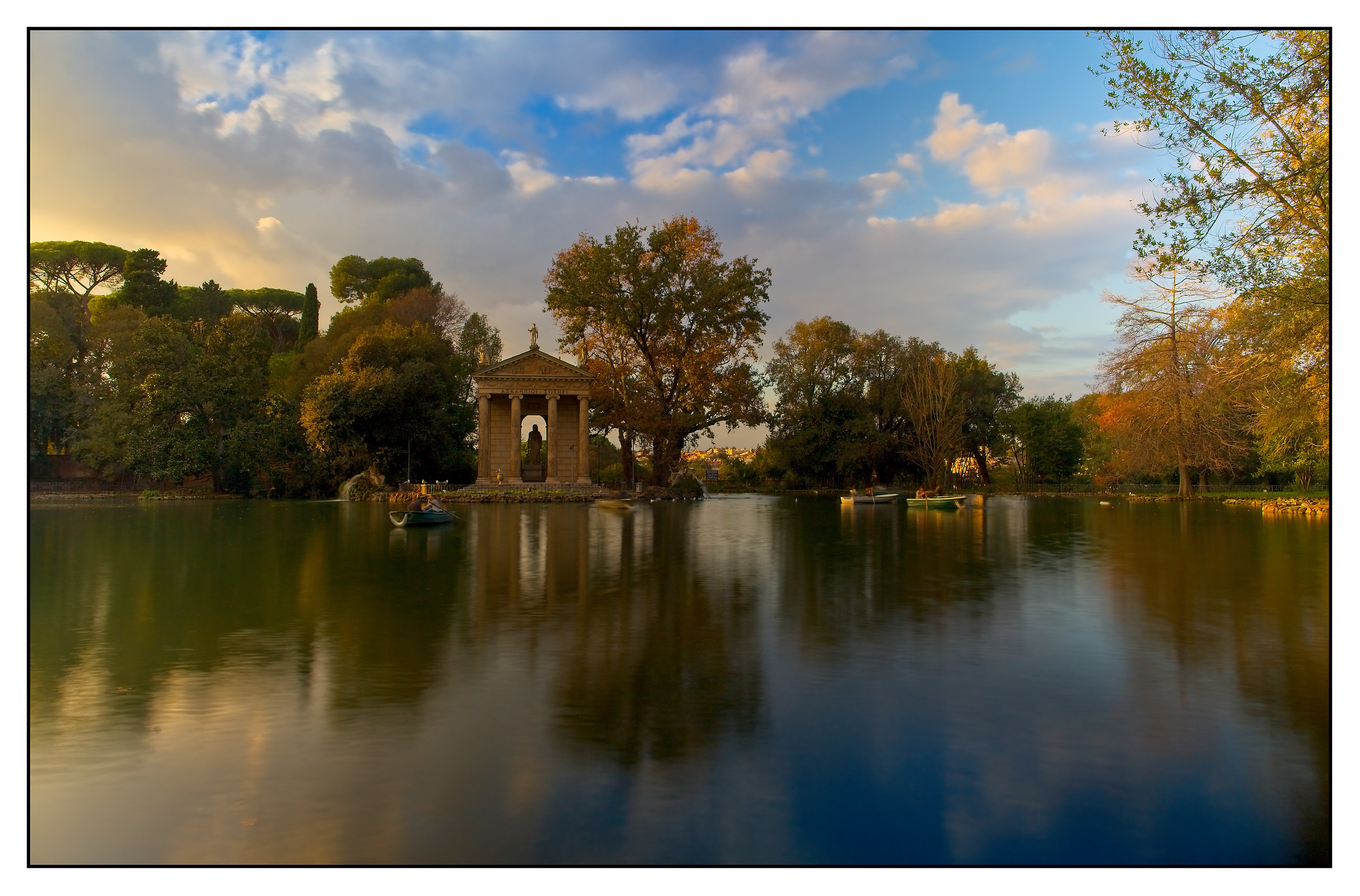 Tempio di Esculapio a Villa Borghese