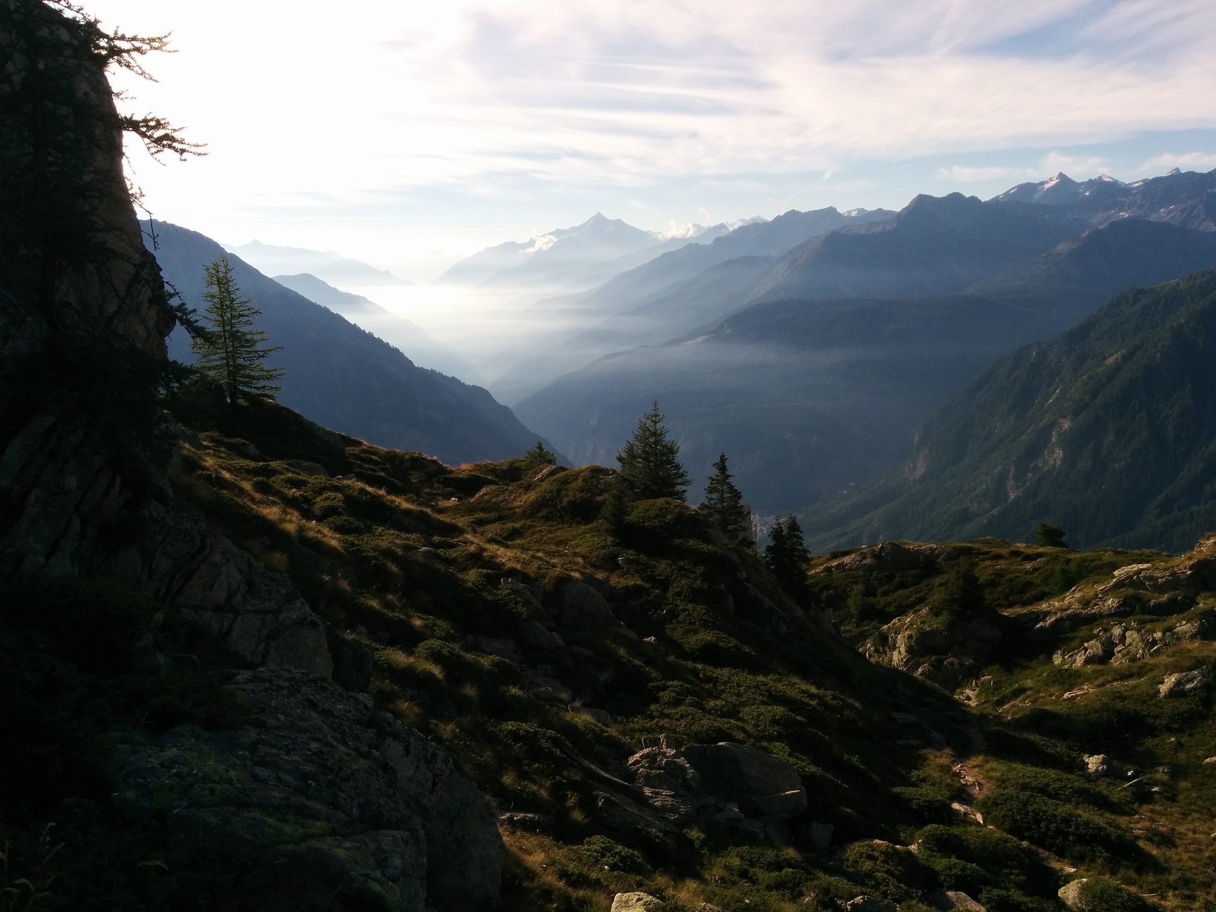 First lights (from Mont chetif, Courmayeur)