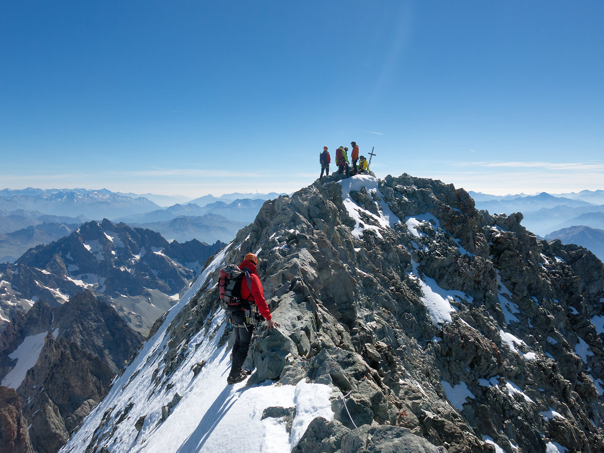 Arrivo in vetta alla Barre des Ecrins