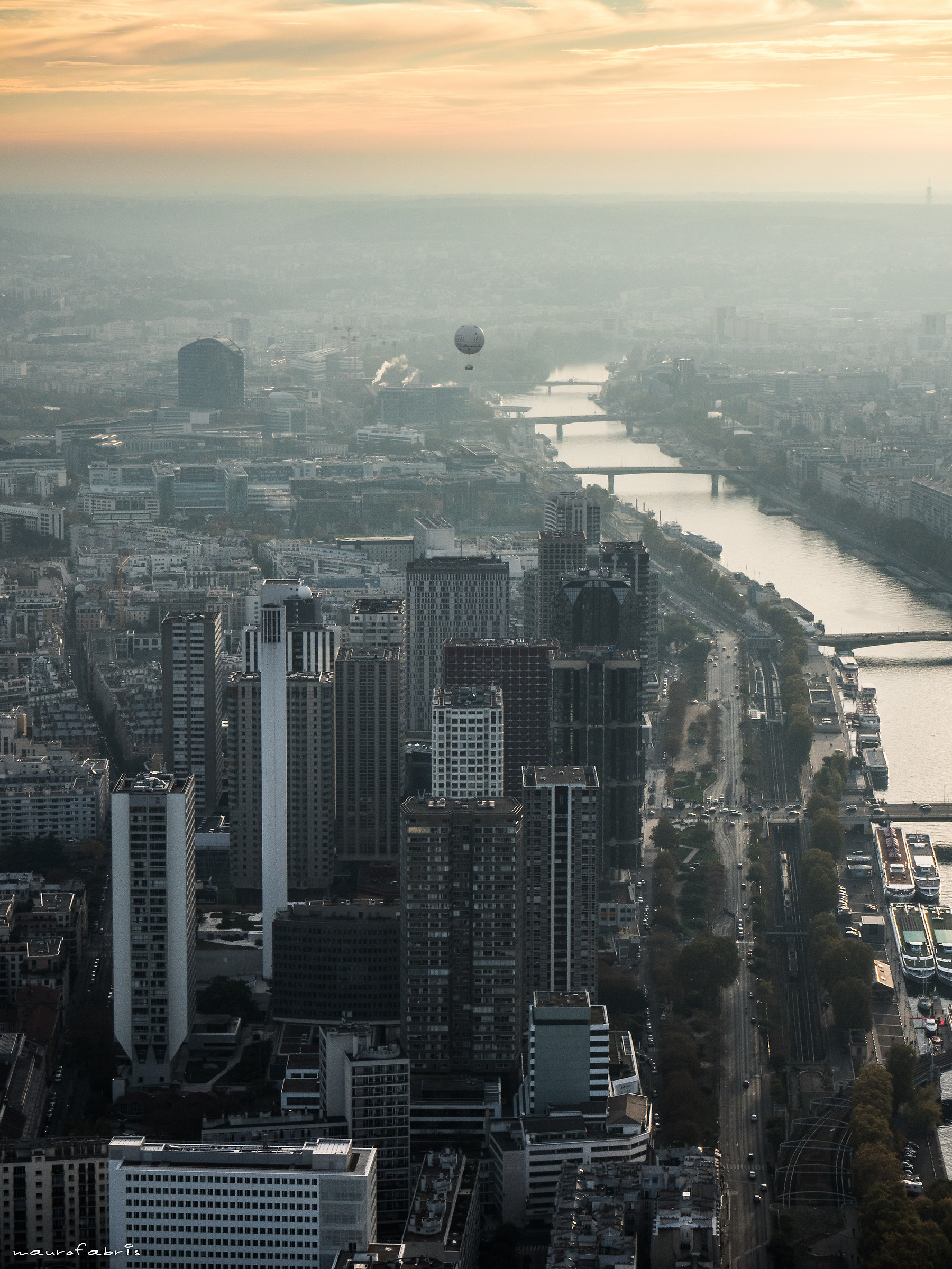 From the Eiffel Tower... the balloon