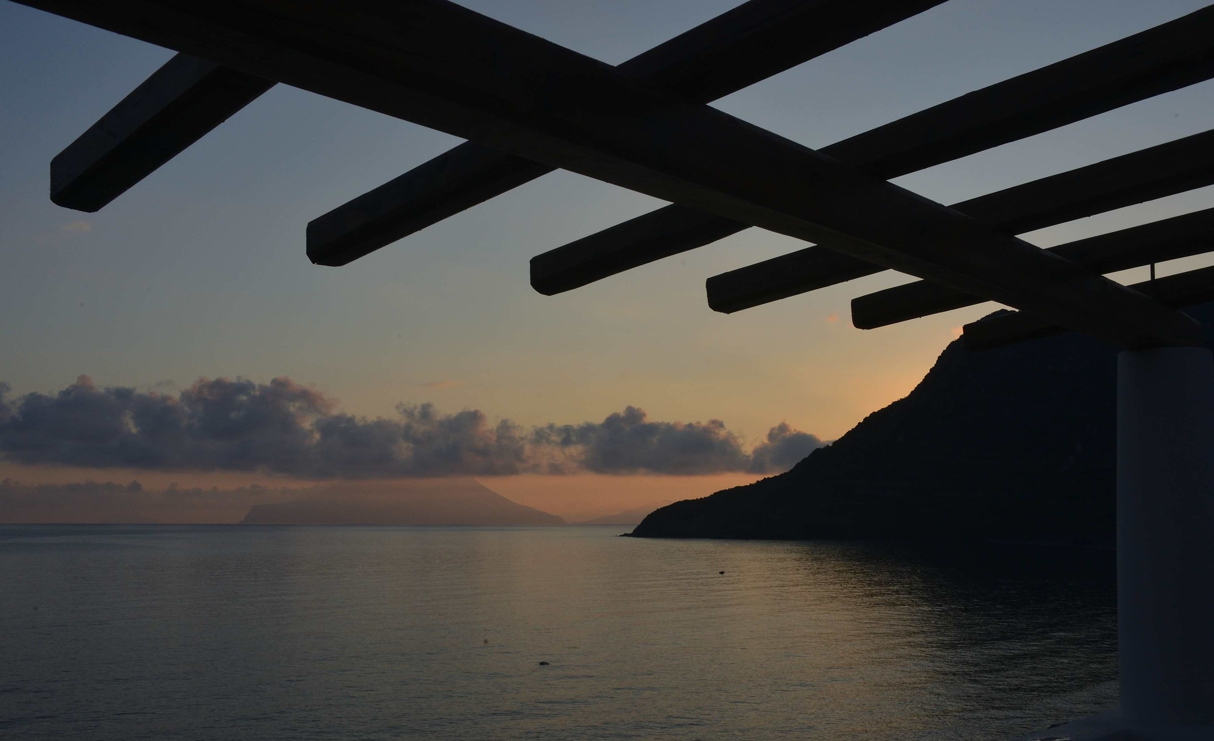 Prime luci a Filicudi