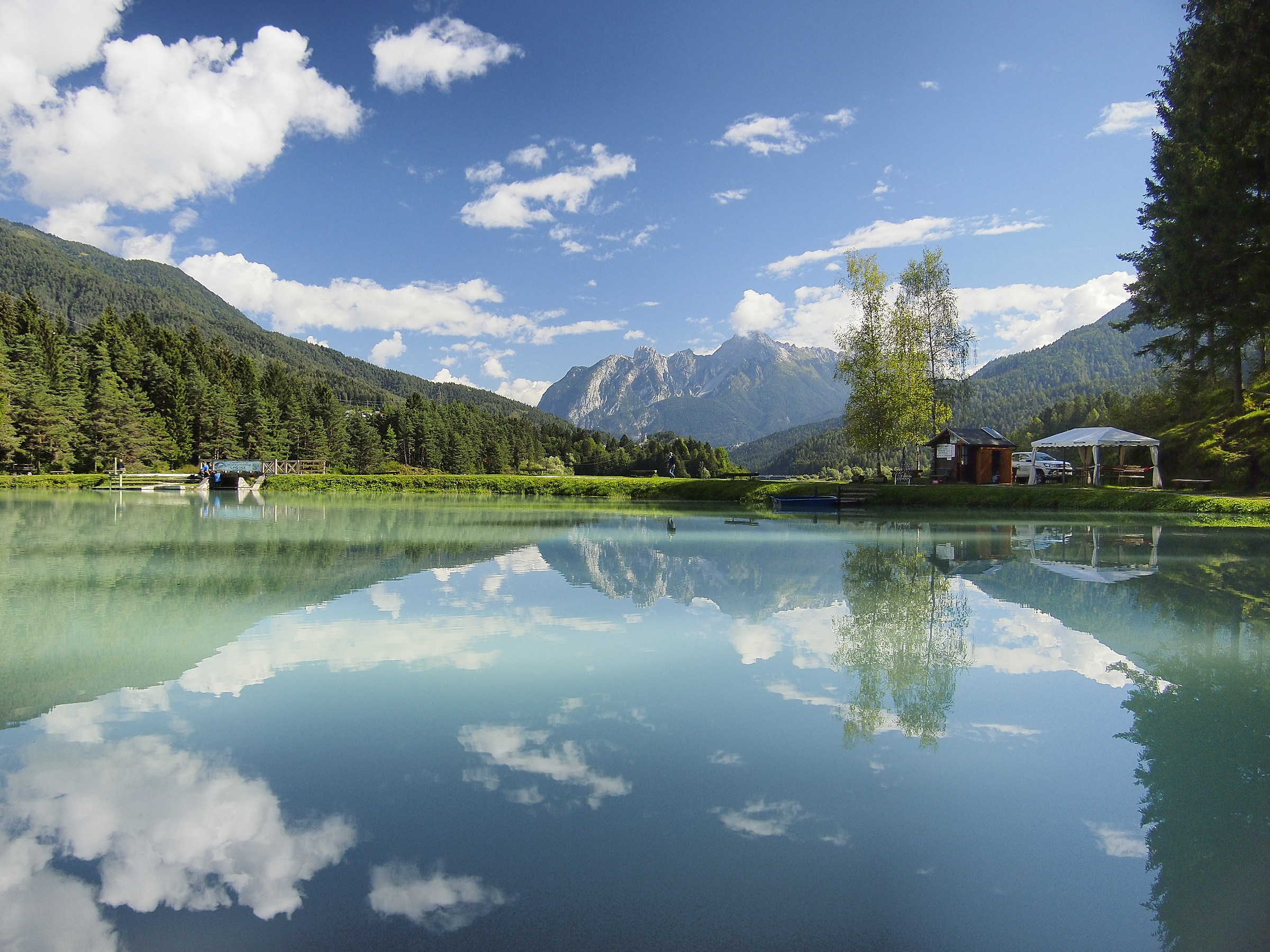 Reflections in Lagole