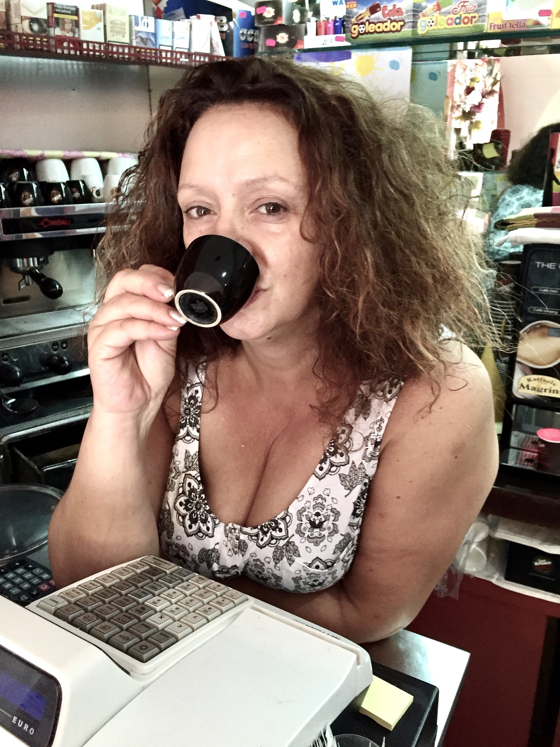 Tina, ci beviamo un caffè?