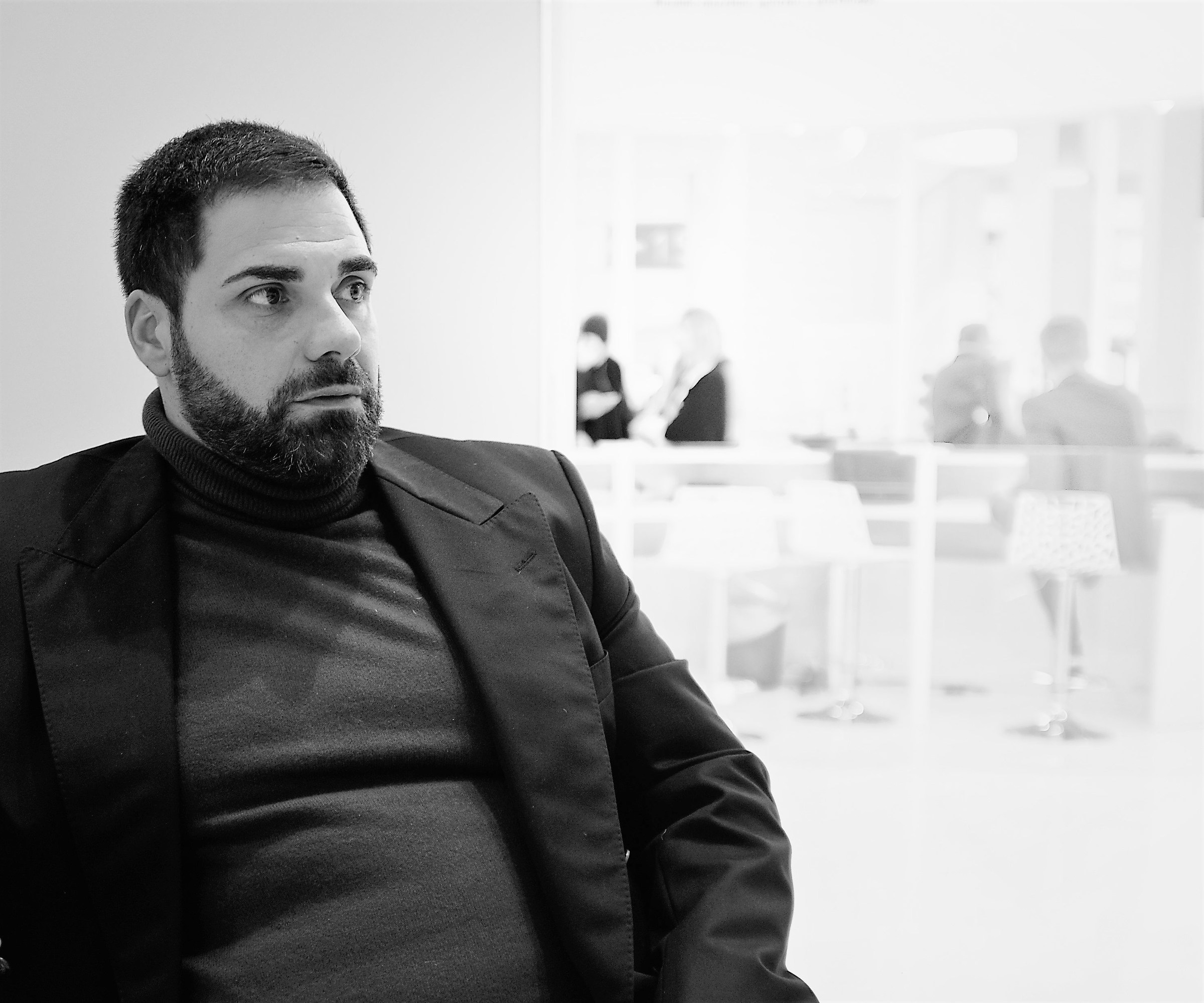 Elia: "Nu cool E core"