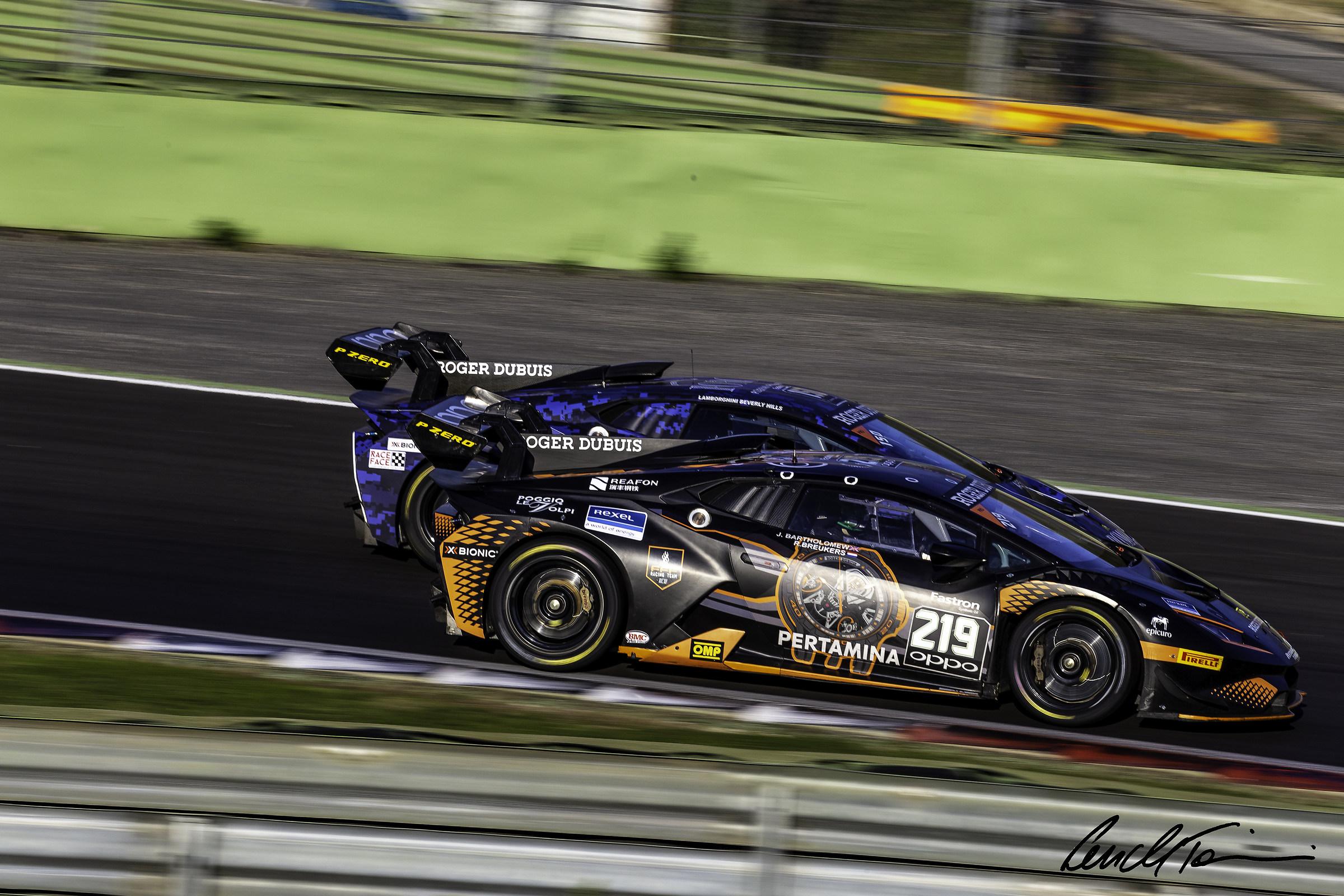 lamborghini huracan supertrofeo - sorpasso