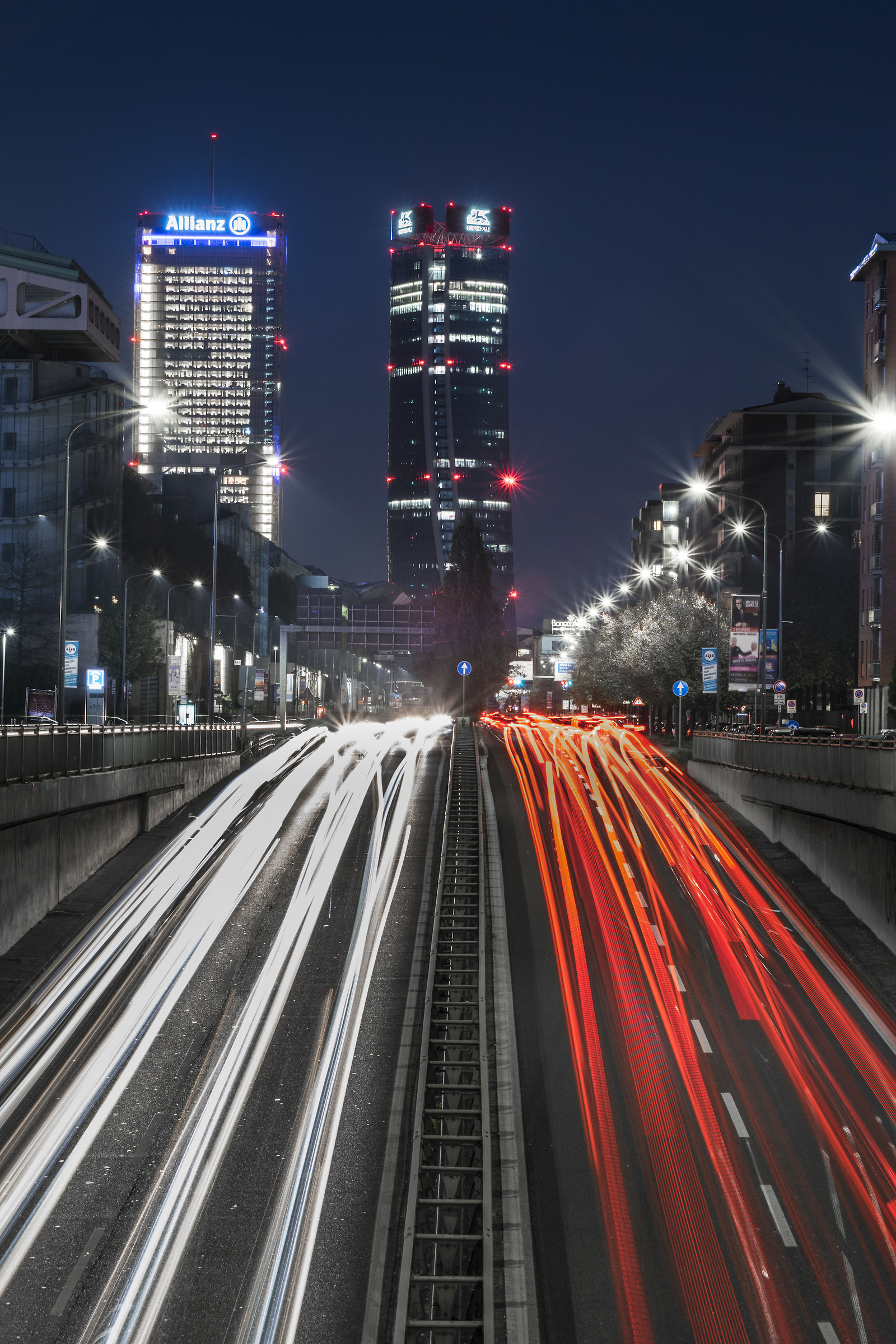 Lights to city life.