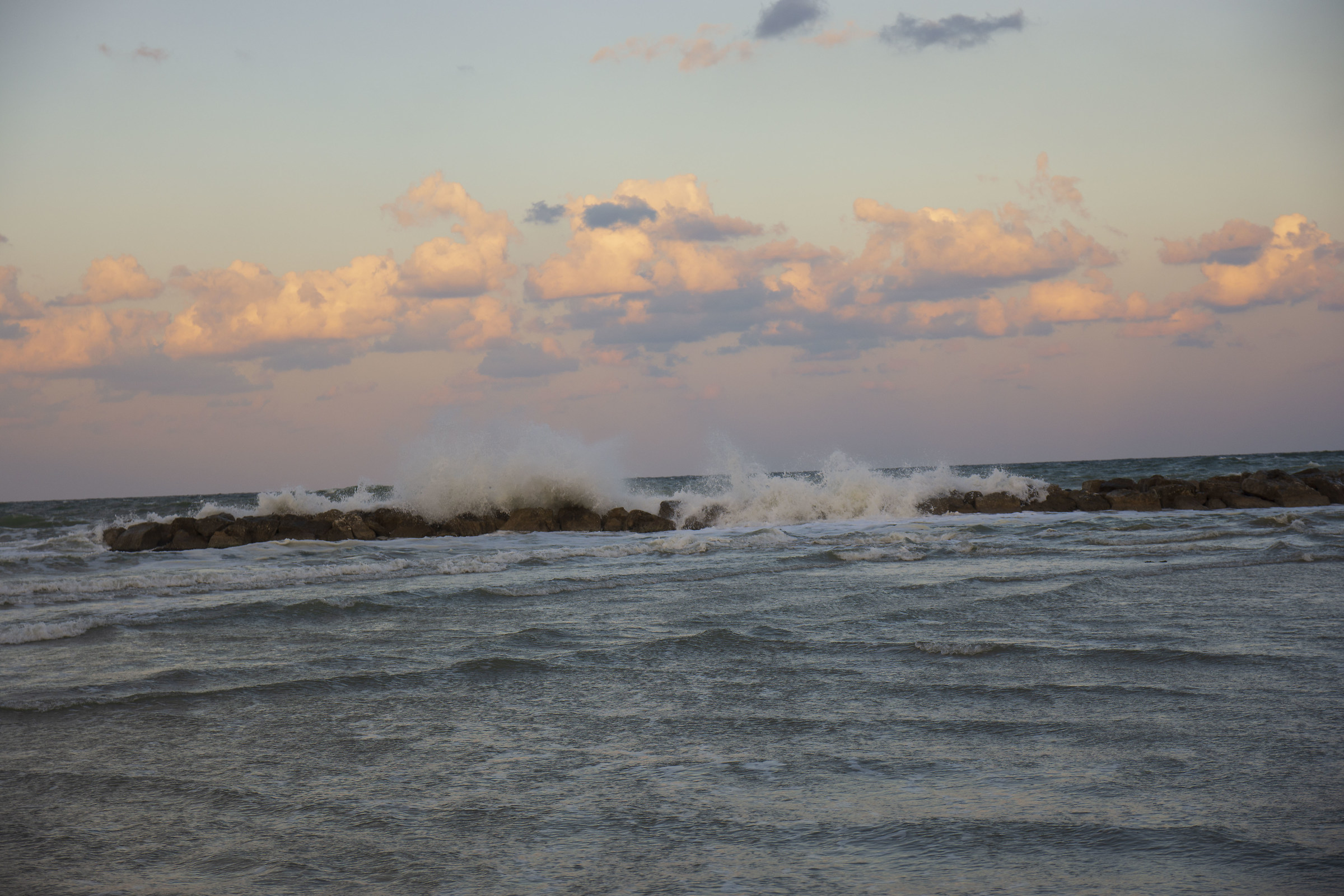 Breaking waves