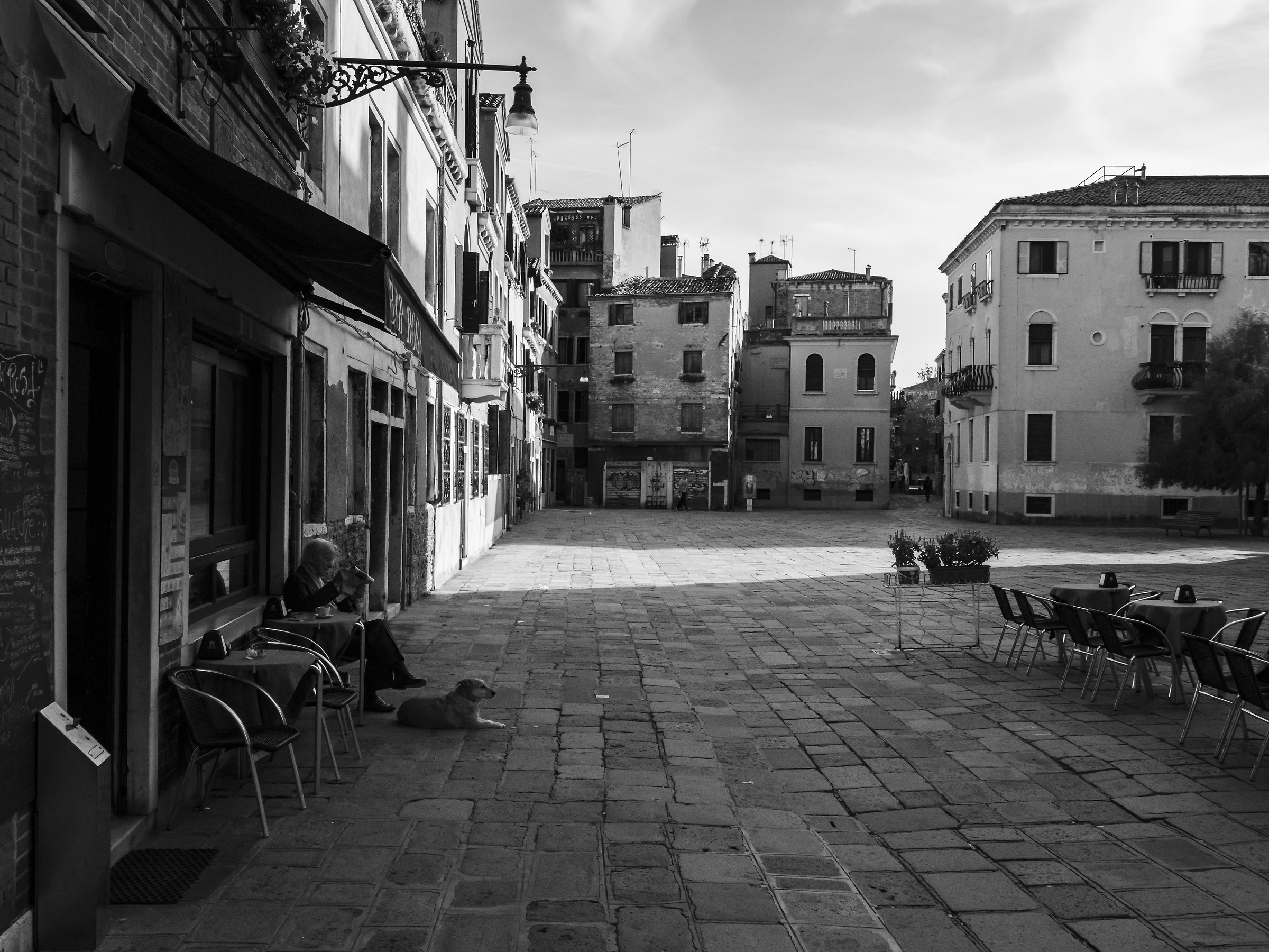 Coffee in the Square