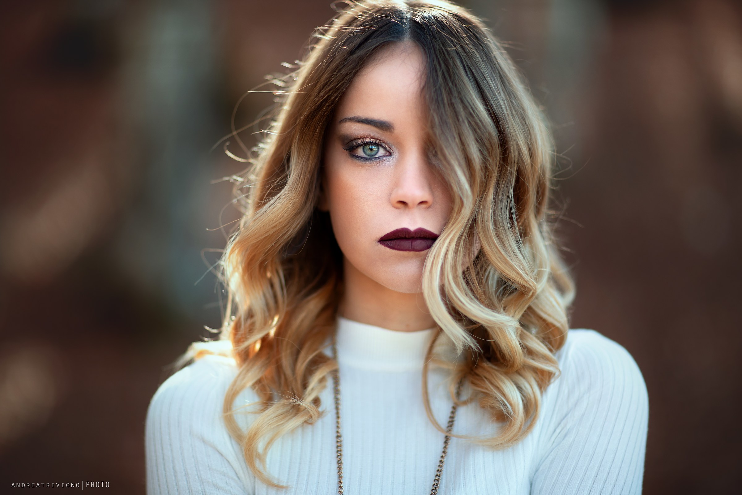 Valentina-Vertical 4