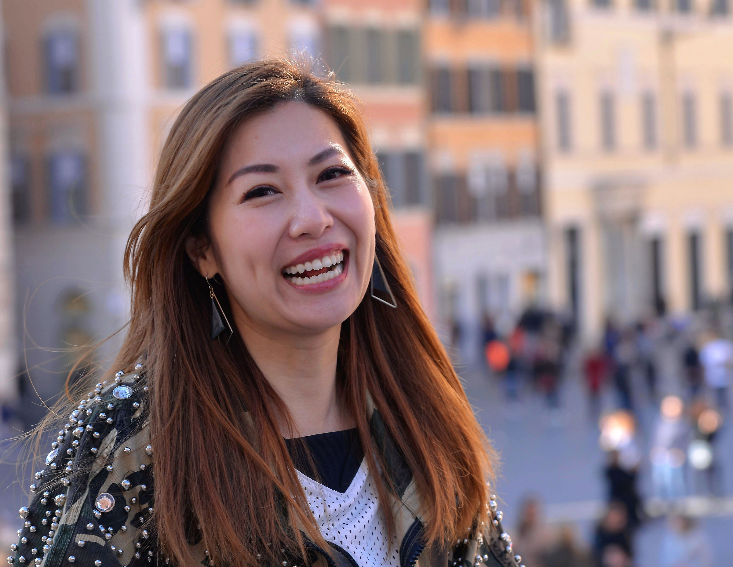 When the smile is... Sol Levante