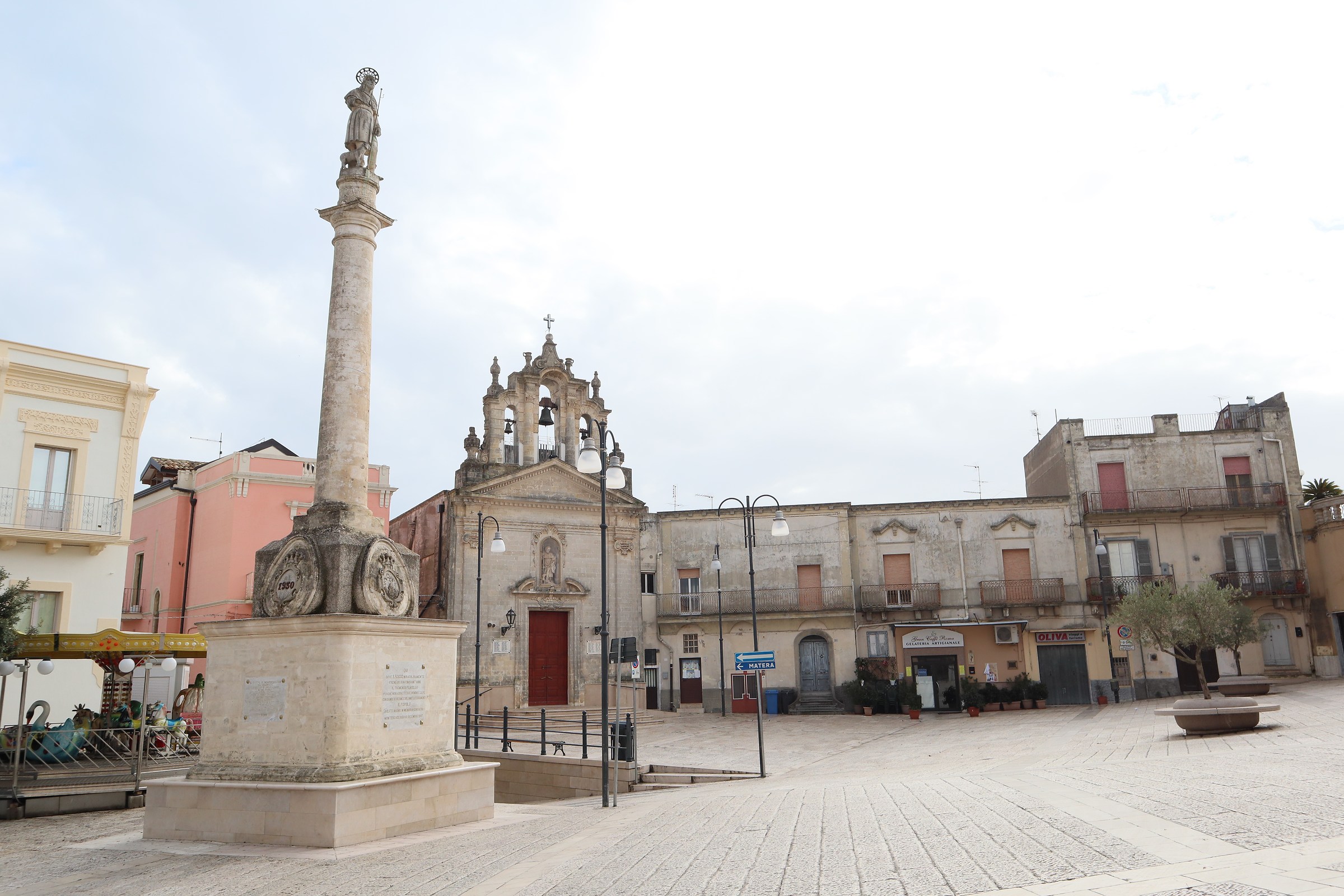Chiesa e Statua di San Rocco