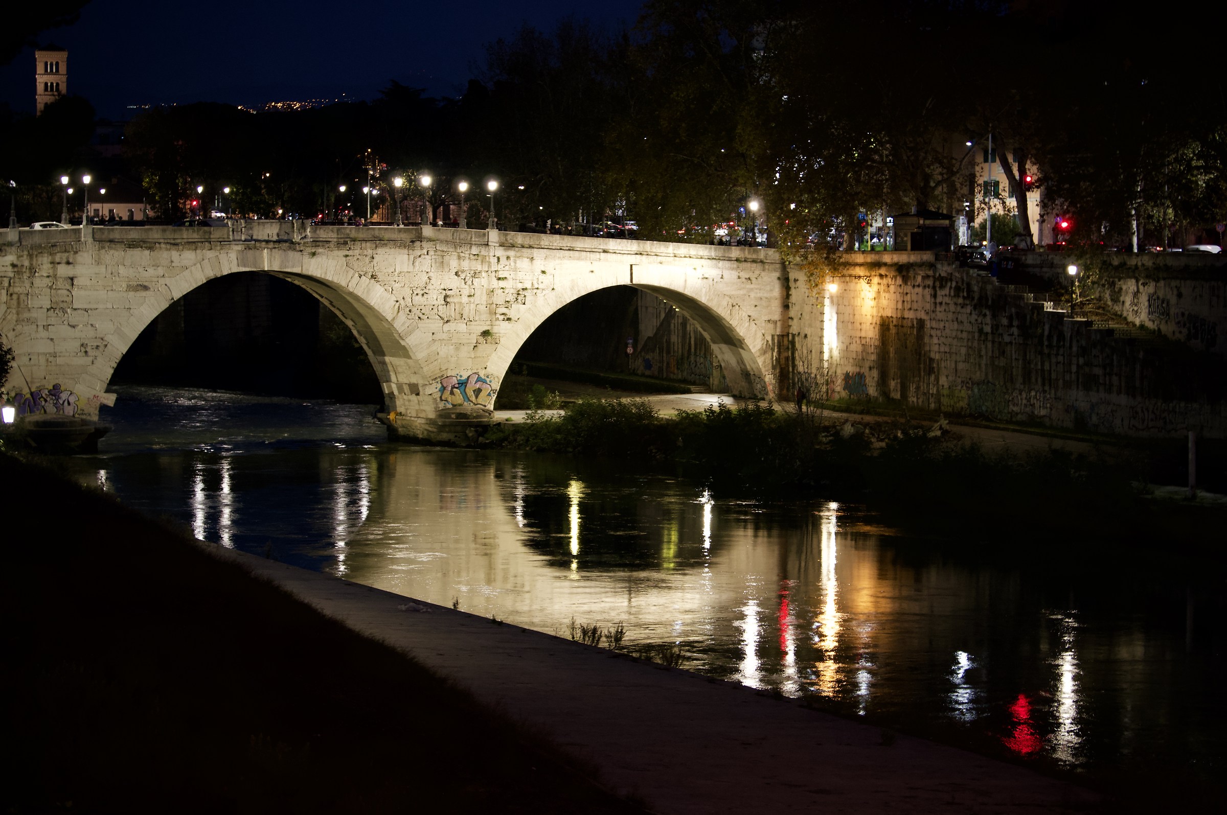 Rome Bridge-Tevere