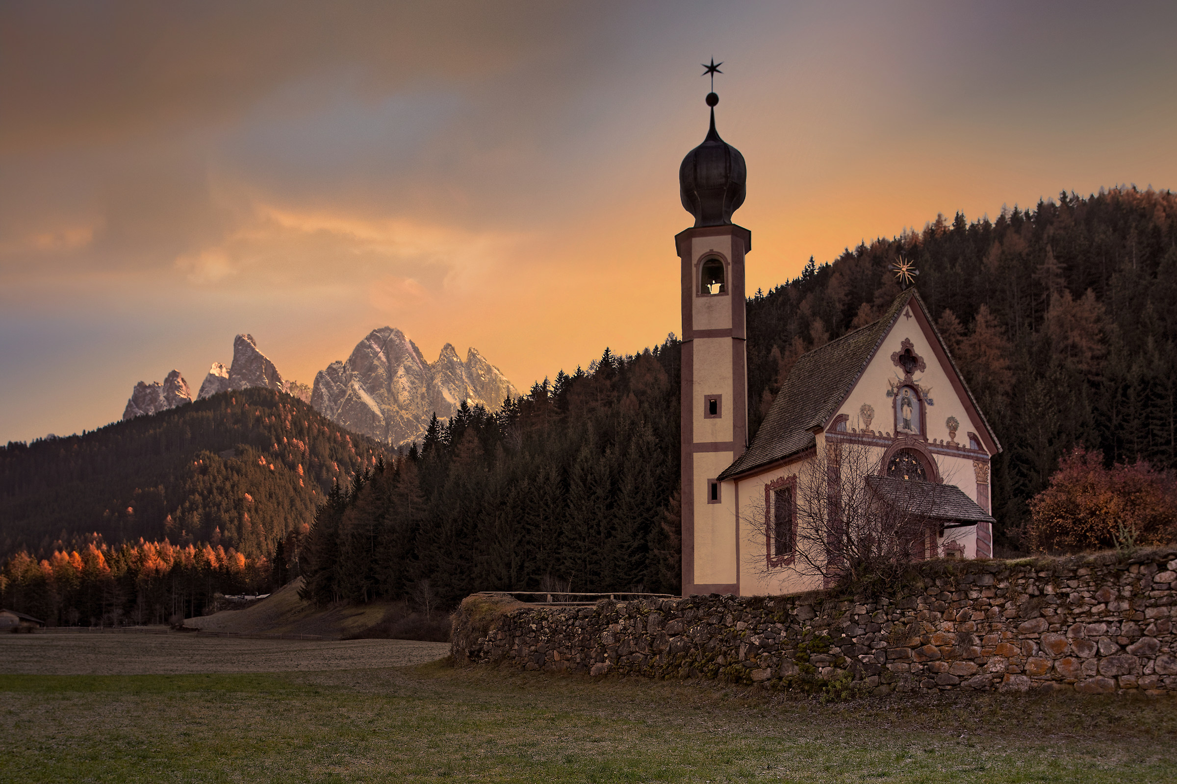Iconic image of the Val di Funes