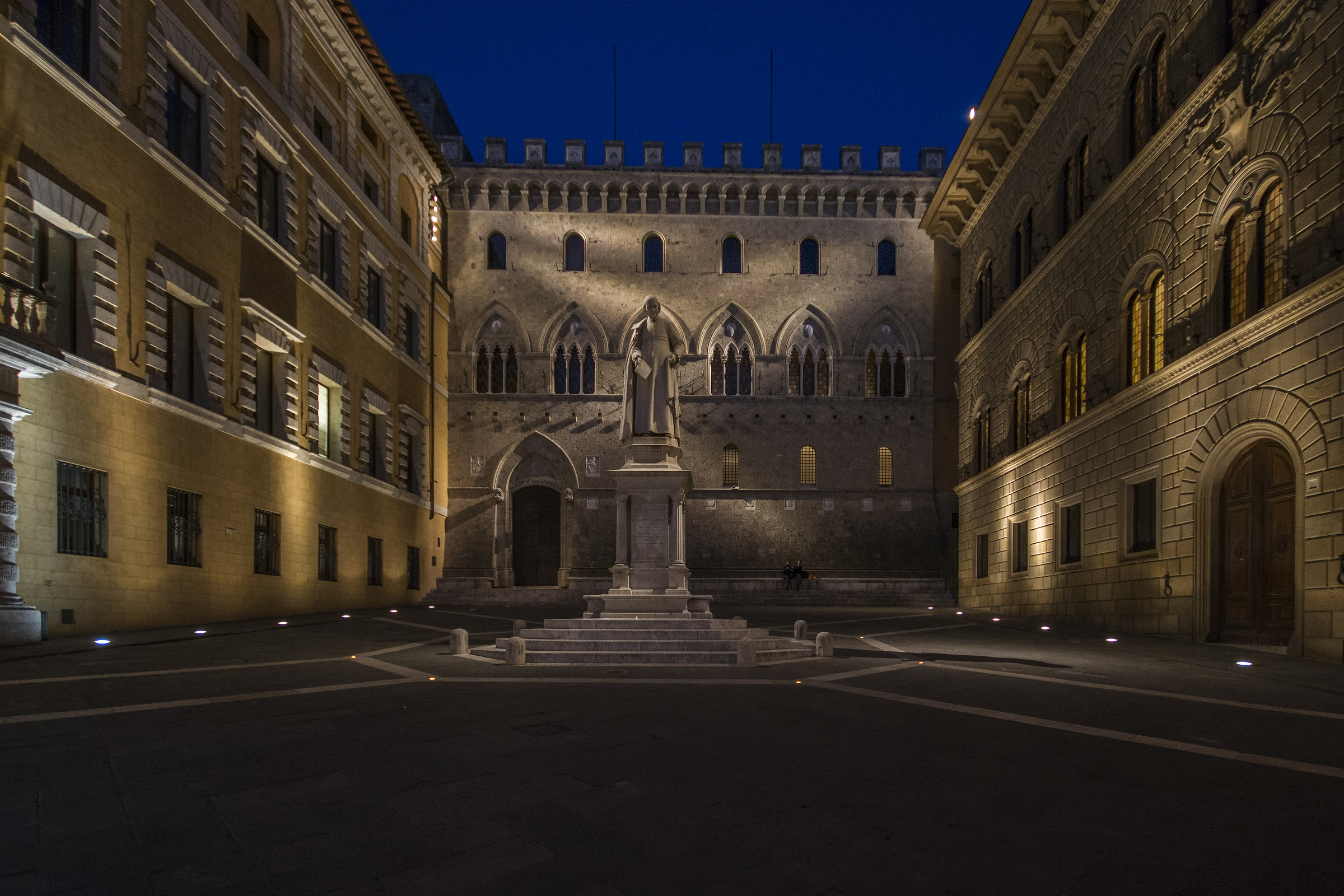 Piazza Salimbeni Siena
