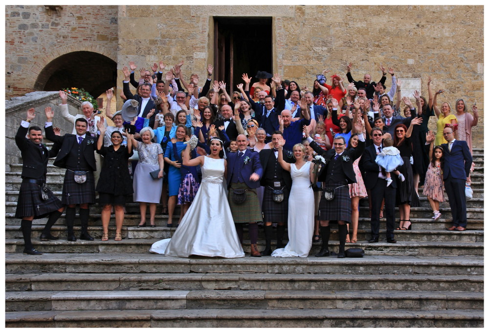Scene da un matrimonio scozzese ... a San Gimignano_01