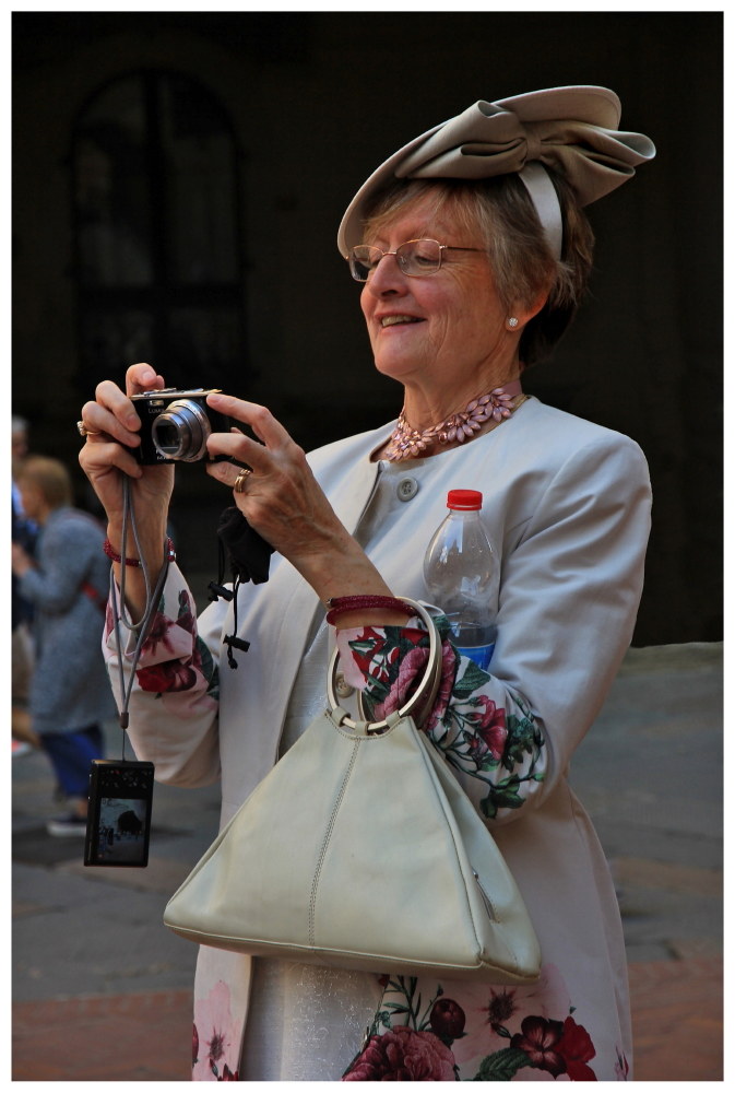 Scene da un matrimonio scozzese ... a San Gimignano_03