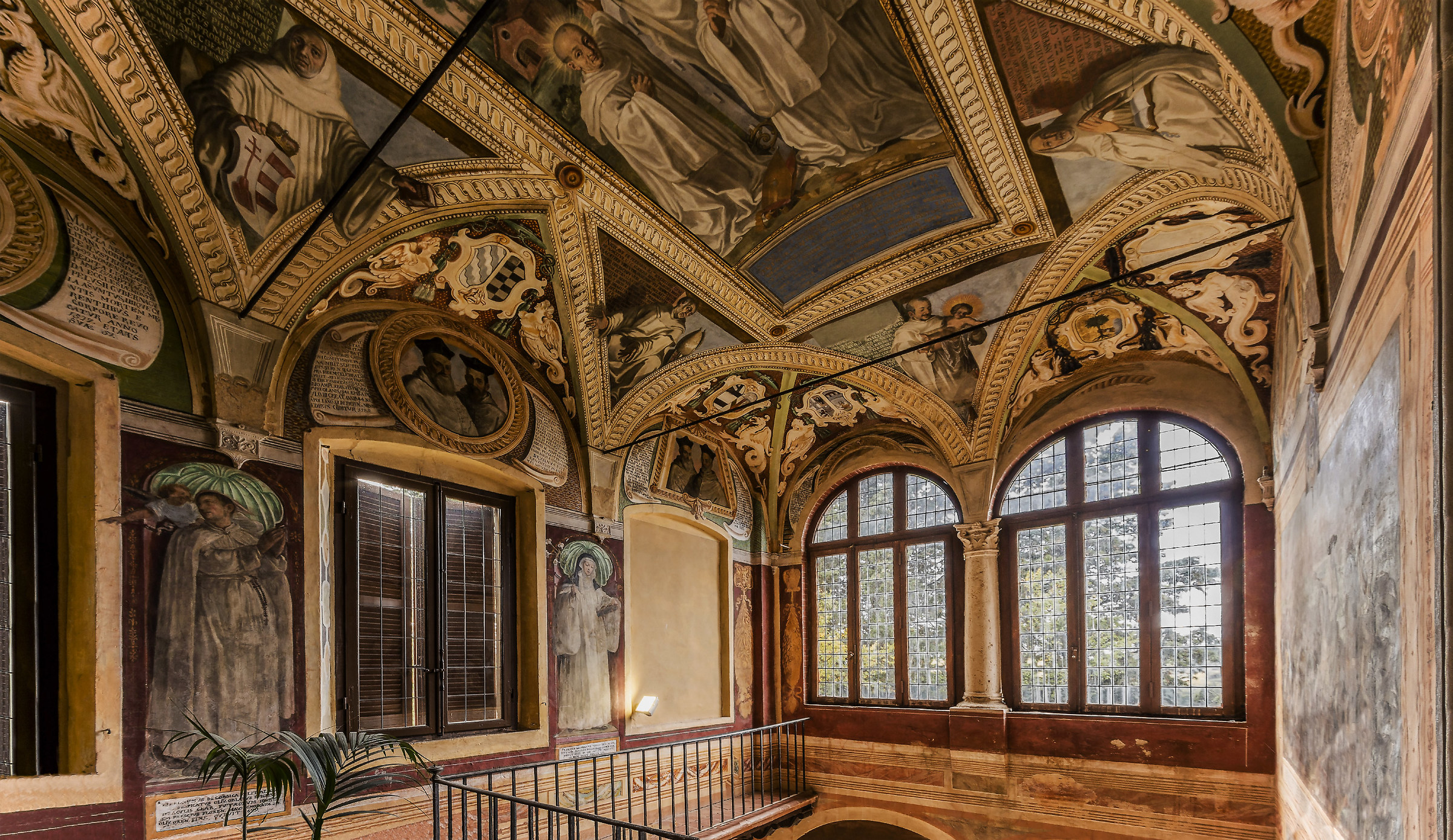 Abazia di Monte Oliveto-Internal staircase