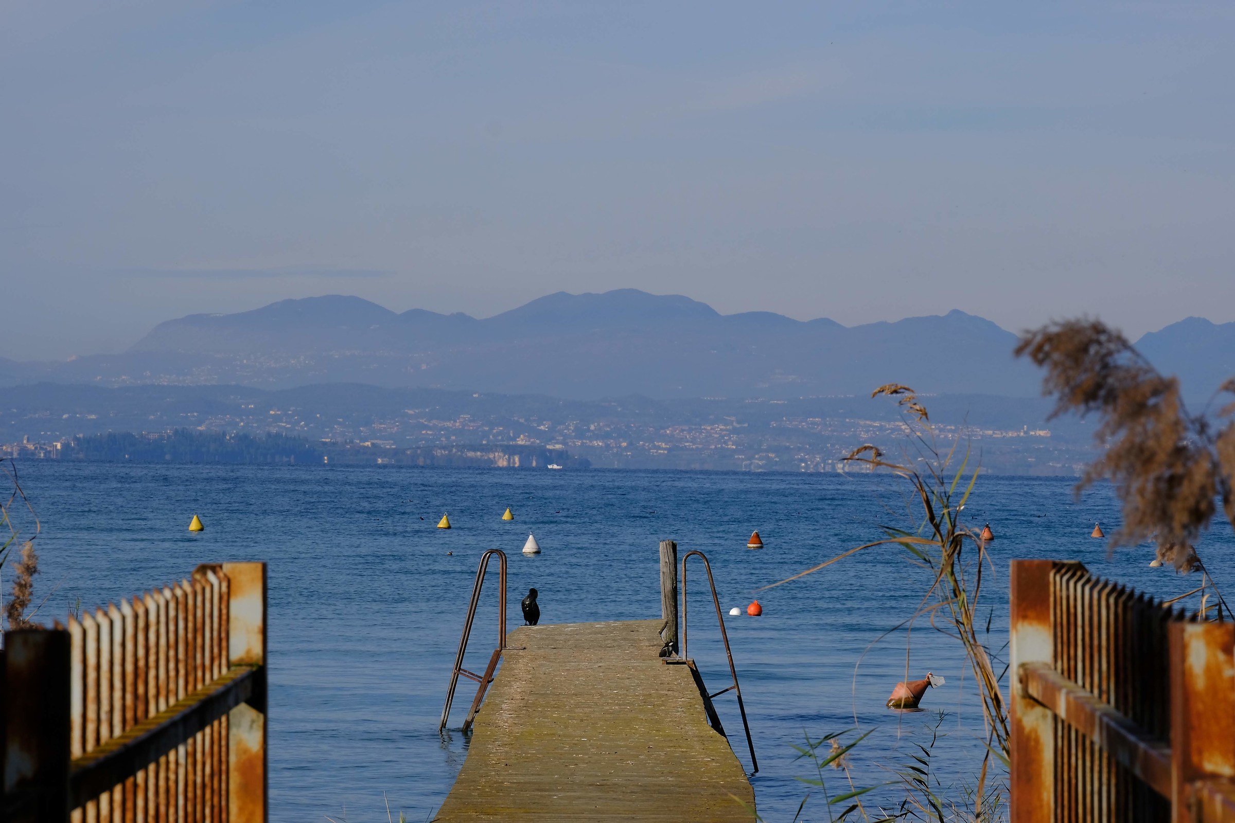Pontile sul lago di Garda VI