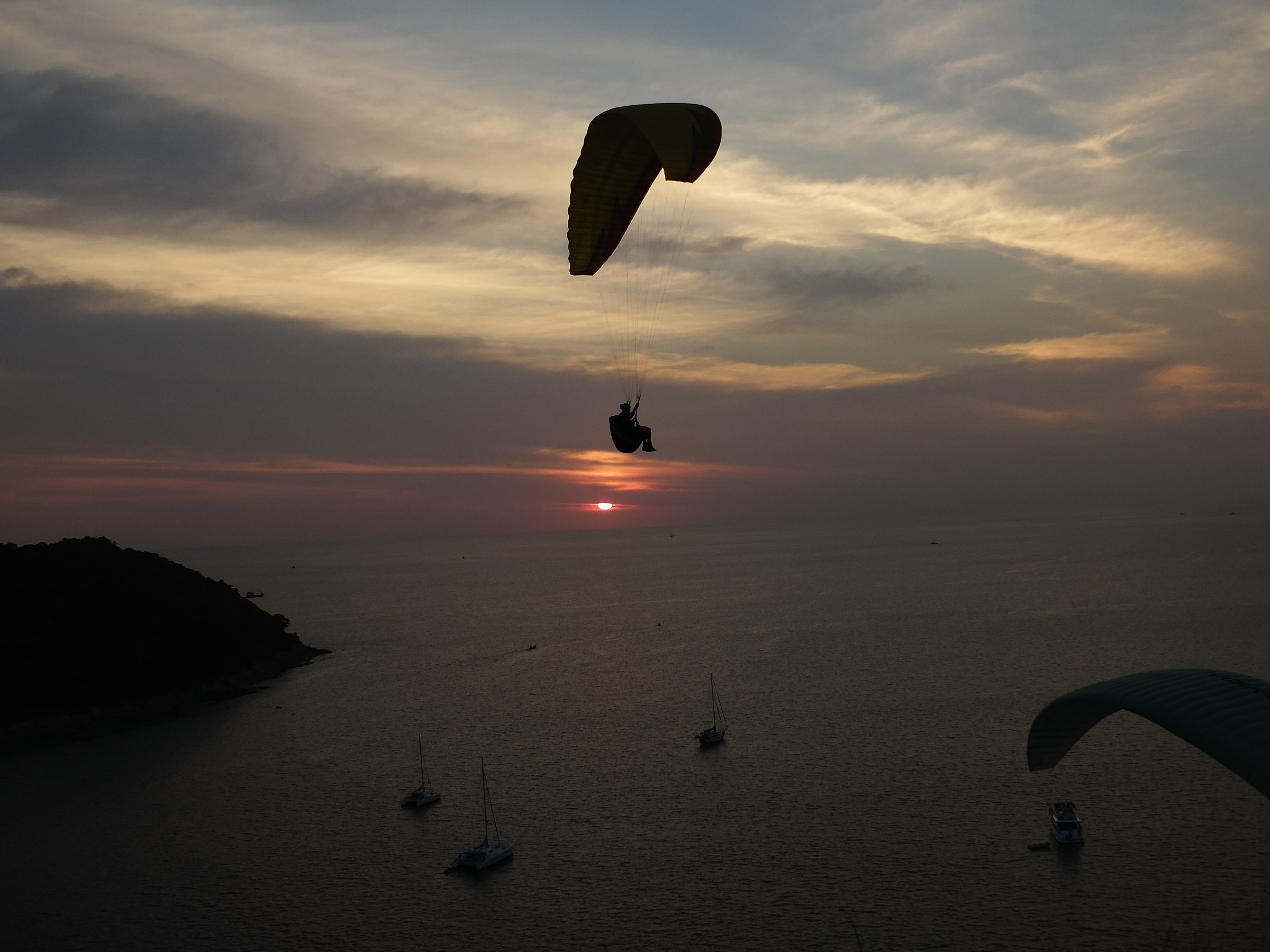 Paragliding Thailand