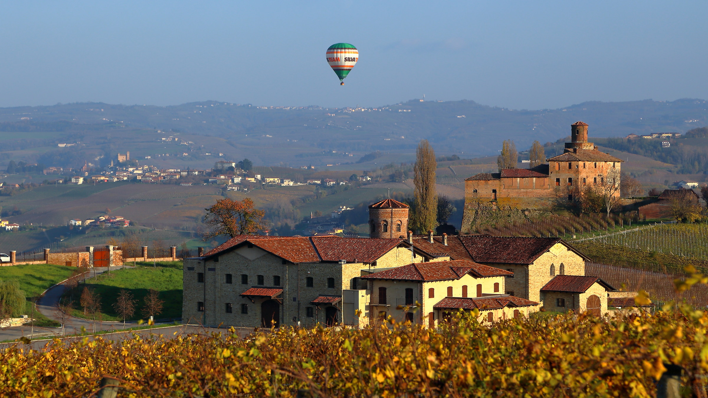 Volando sulle Langhe